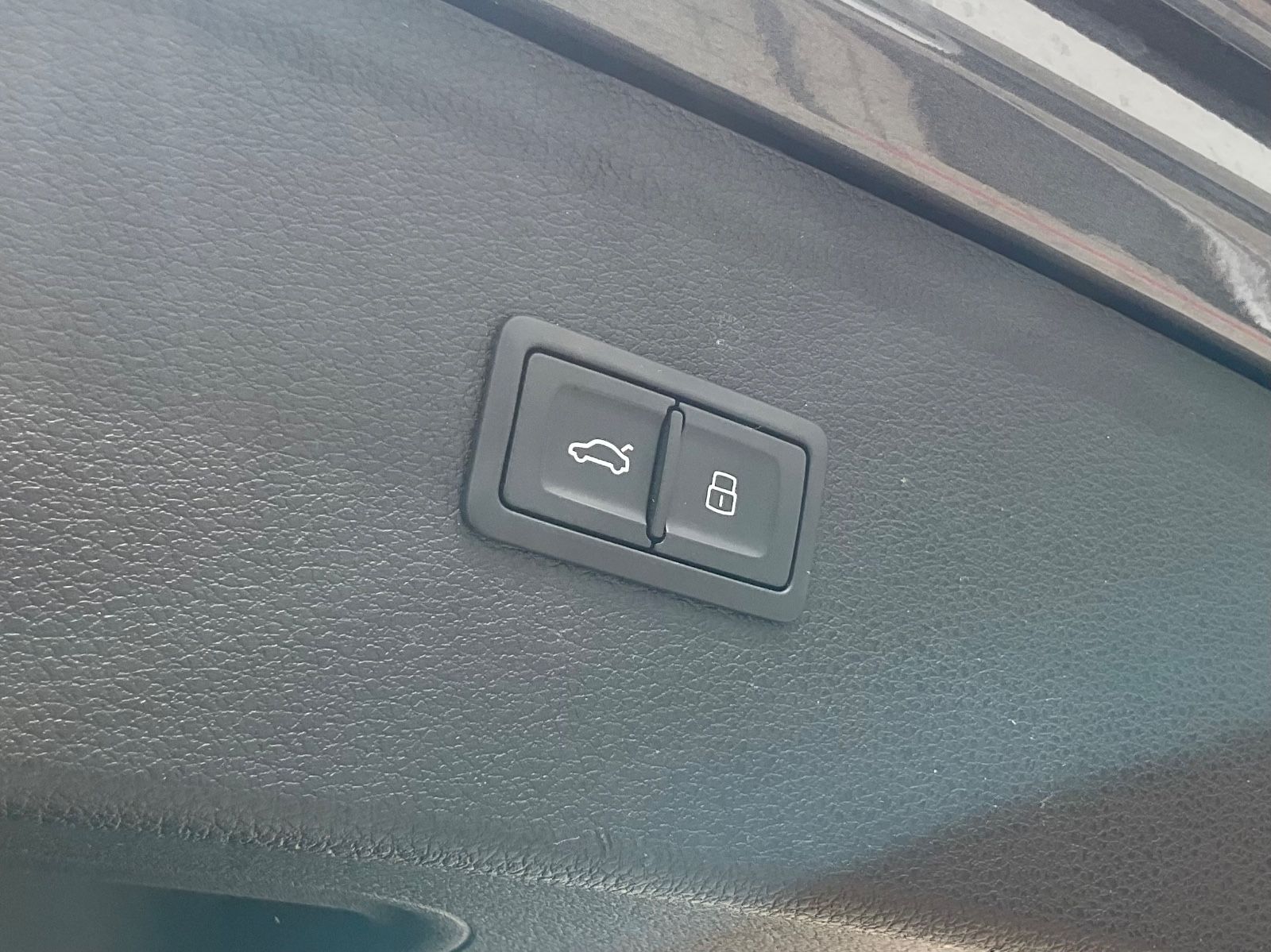 Audi Q5 40 TDI quattro S line - Samsaru's Car Outlet