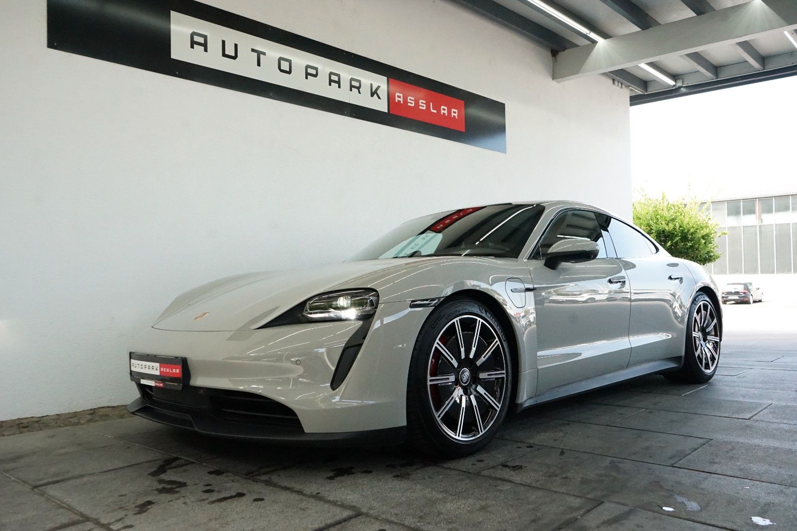 Porsche Taycan 4 S*KREIDE/PANO/CHRONO/3xDISPLAY/MEGA !!