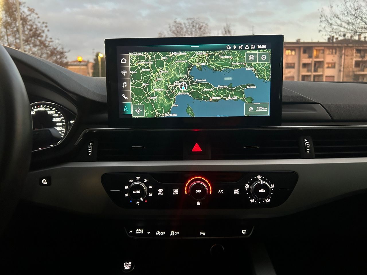 Audi A4 30 TDI S tronic Business Advanced - Samsaru's Car Outlet