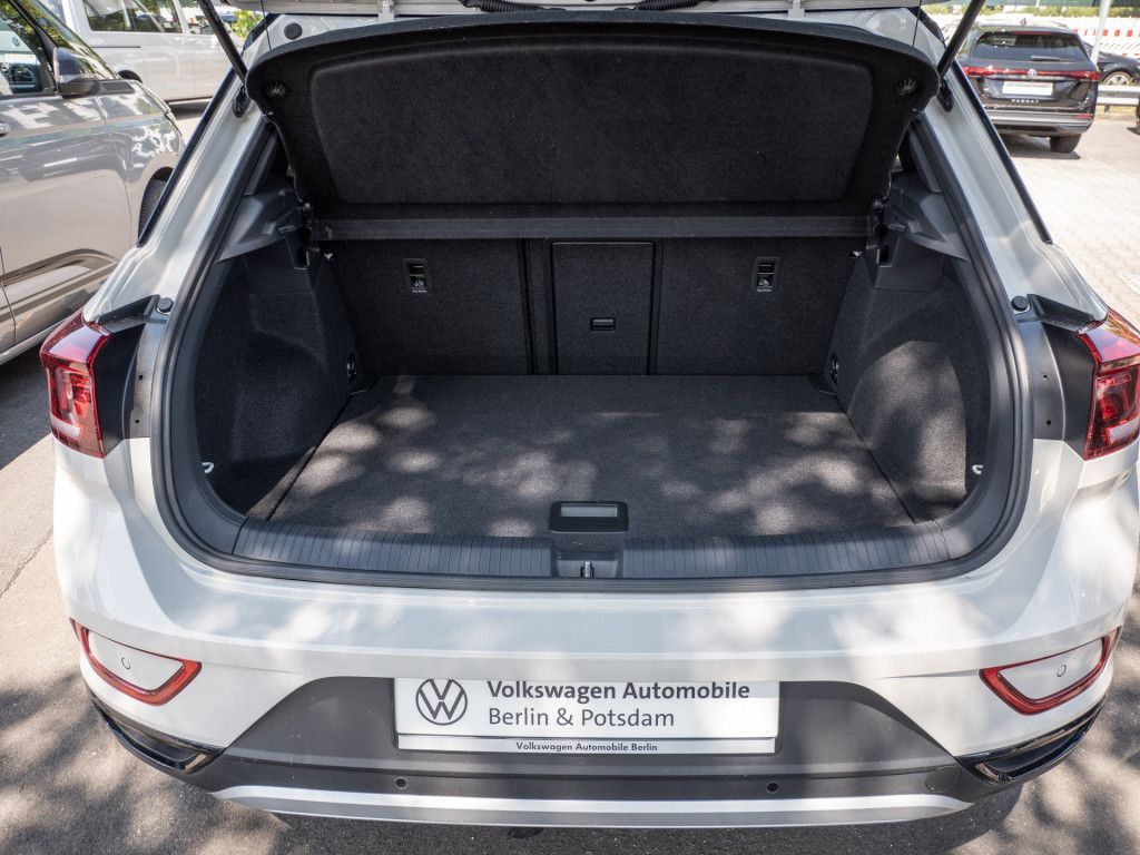 Volkswagen T-Roc 1.5 TSI DSG Style - Samsaru's Car Outlet