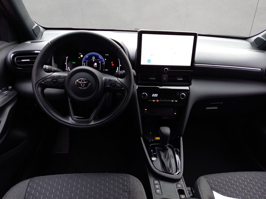 Toyota Yaris Cross Teamplayer Safety-Paket Winter-Paket