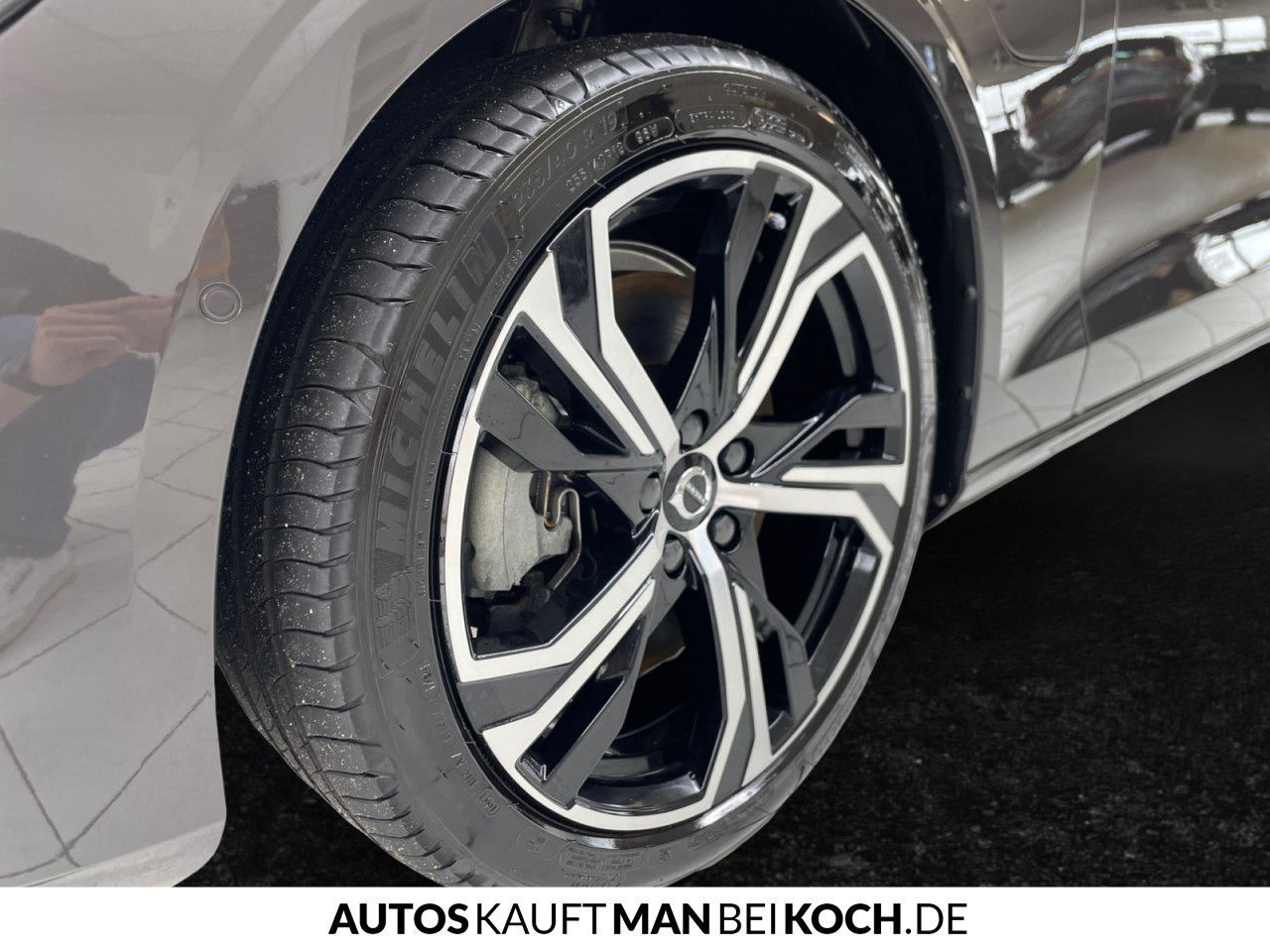 Volvo V60 T8 Plug-In AWD Plus Dark ACC H/K BLIS 360°