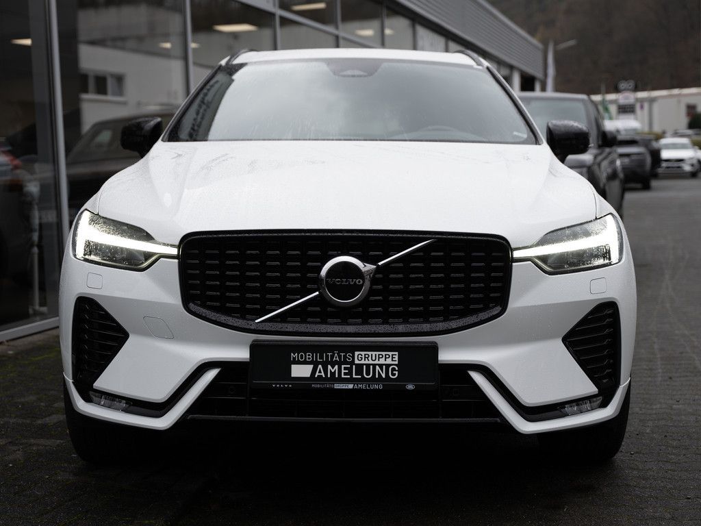 Volvo XC60 B4 R-Design AWD H/K AHK HUD FACEL. LED PANO