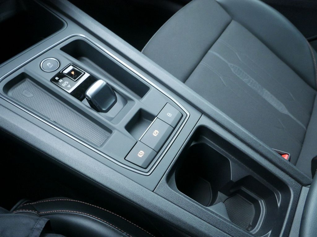 Cupra Formentor 2.0 TSI VZ 4Drive ACC LED COPPER AHK