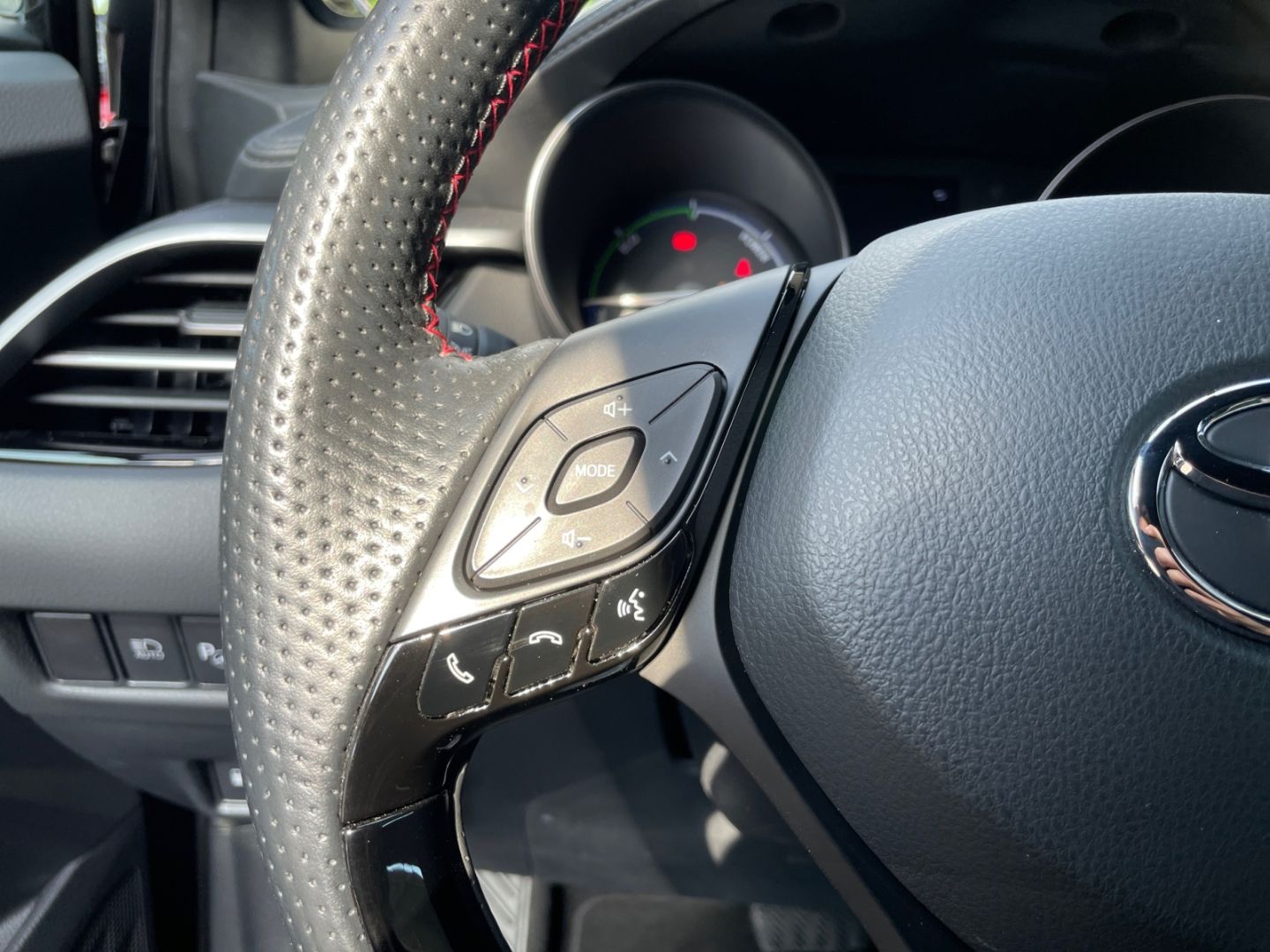 Toyota C-HR 2.0 Hybrid GR Sport - Samsaru's Car Outlet
