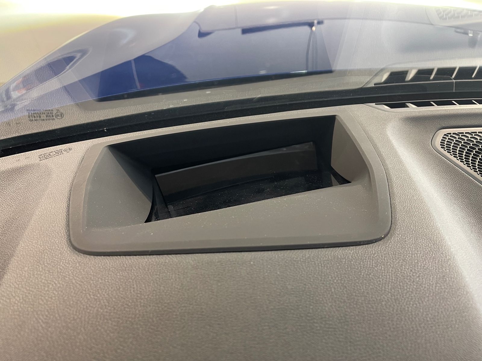 BMW 320d Touring xDrive M Sport - Samsaru's Car Outlet
