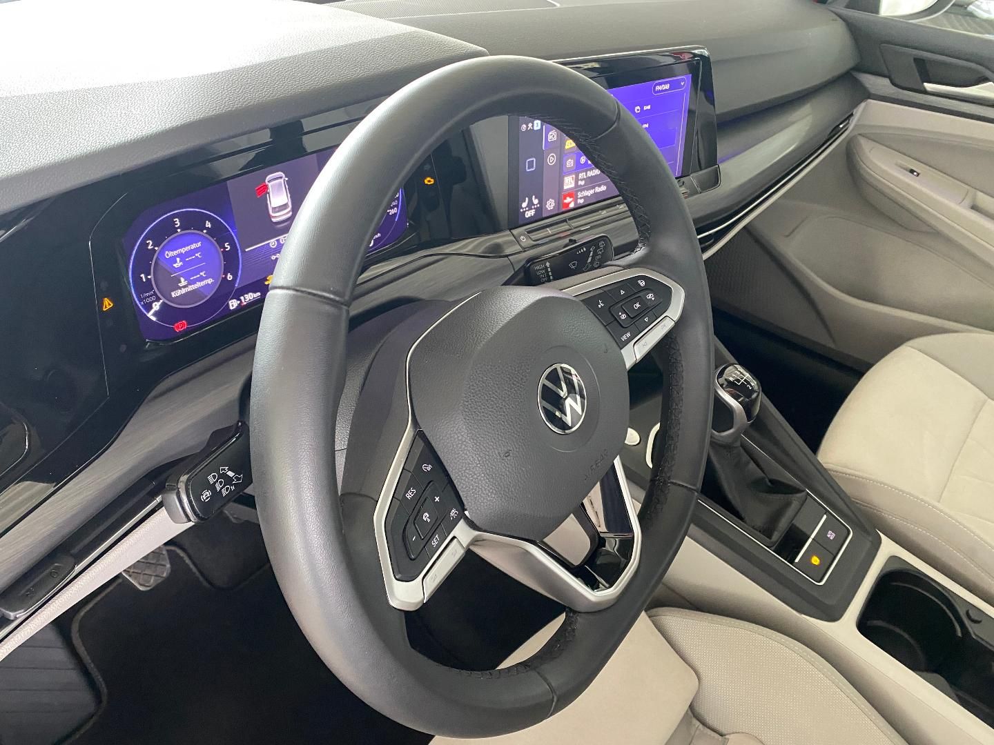 Volkswagen Golf Variant Style 2.0l TDI - Samsaru's Car Outlet