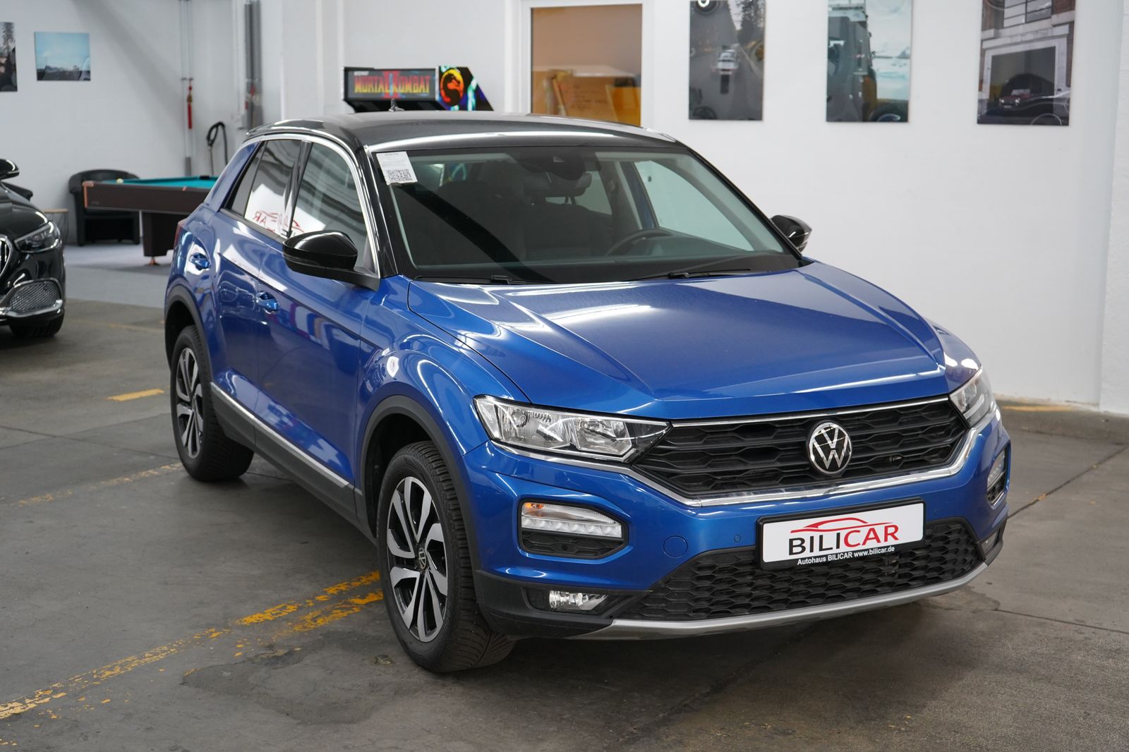 Volkswagen T-Roc 2.0 - Samsaru's Car Outlet