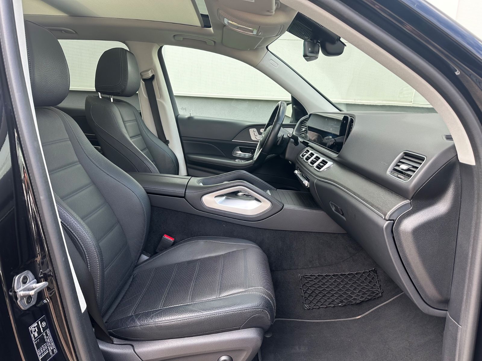 Mercedes-Benz GLE 400 d 4M*AMG*PAN*KEY*DISTR*BUR*AIRM*STHZ*21"