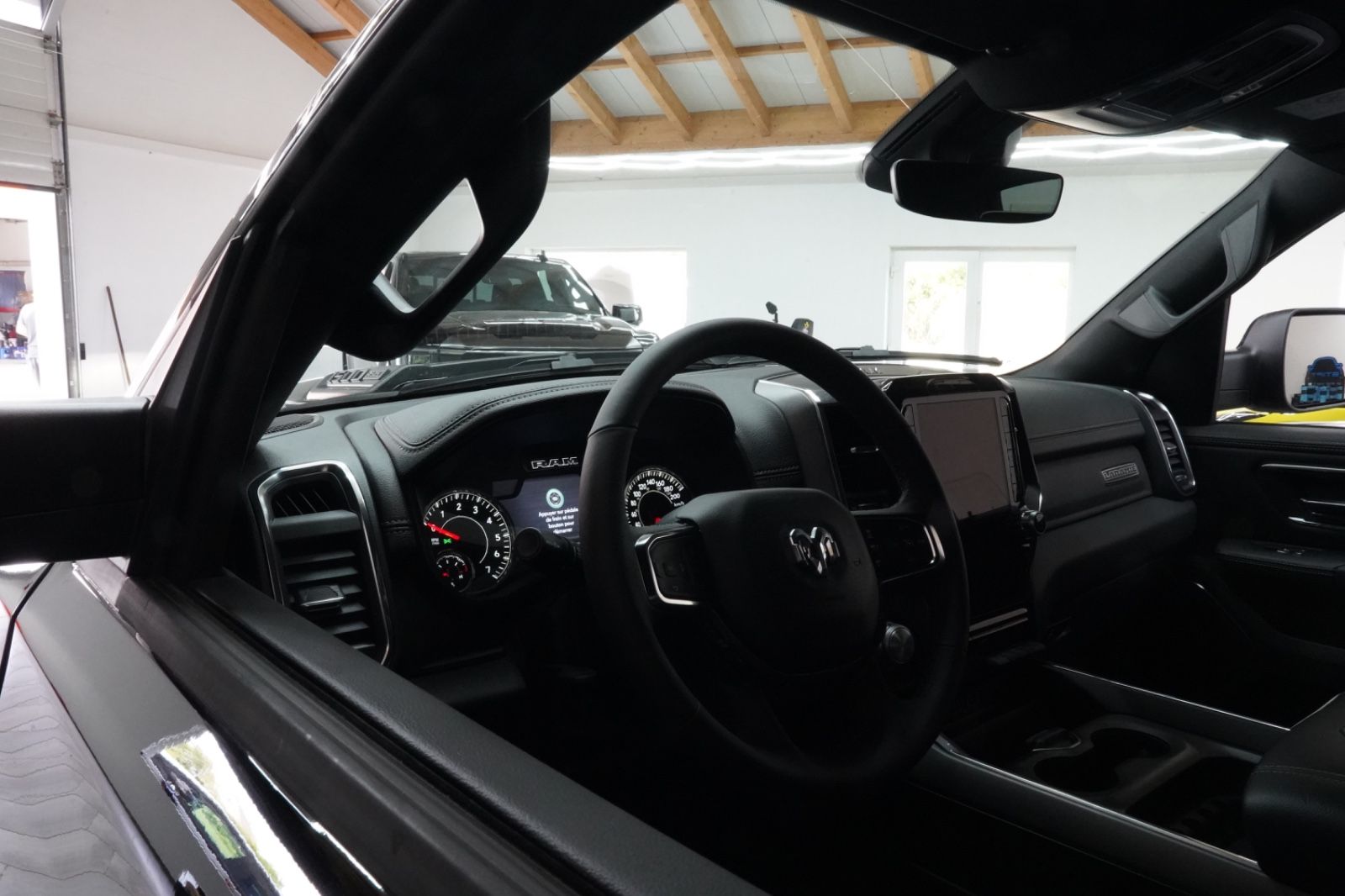 Dodge Sport 3.0 420 PS Black