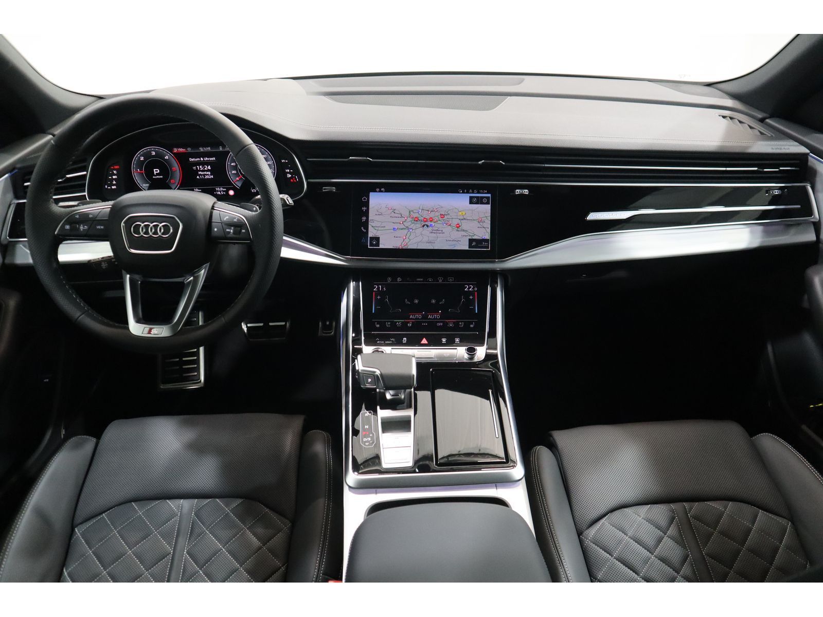 Audi Q8 SUV 50 TDI S line - Samsaru's Car Outlet