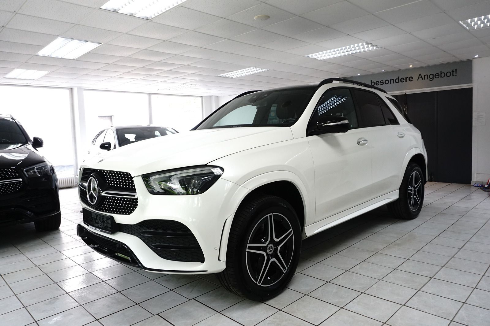 Mercedes-Benz GLE 450 4Matic AMG AIRMATIC MULTIBEAM HuD StHzg