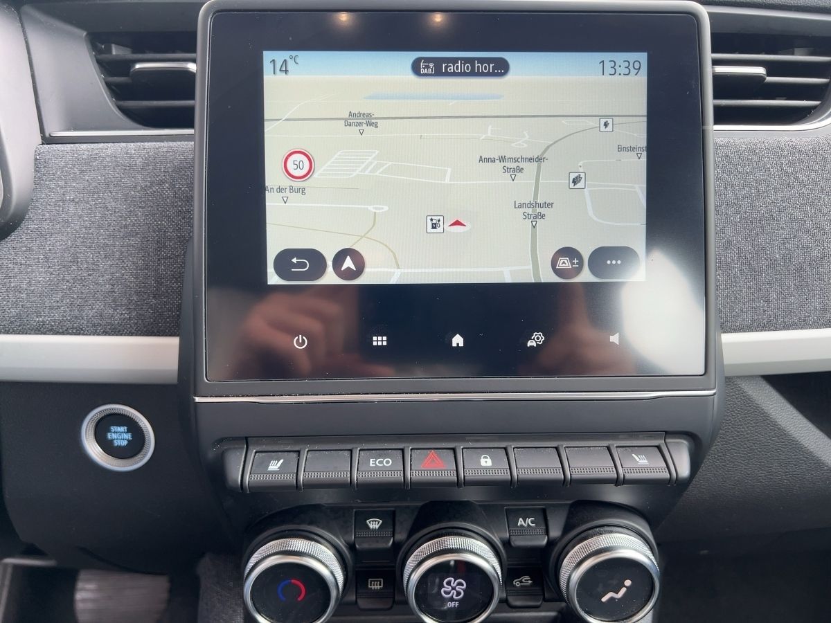 Renault ZOE R110 Z.E 50 - Samsaru's Car Outlet