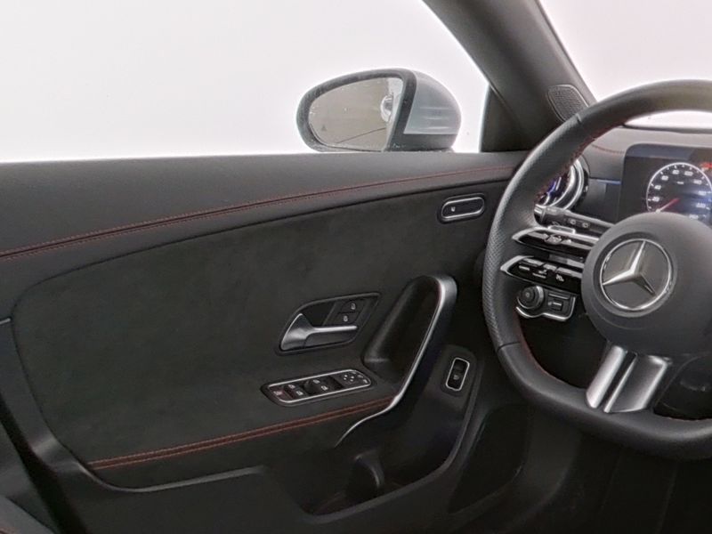 Mercedes-Benz CLA 250 Shooting Brake AMG 4M - Samsaru's Car Outlet
