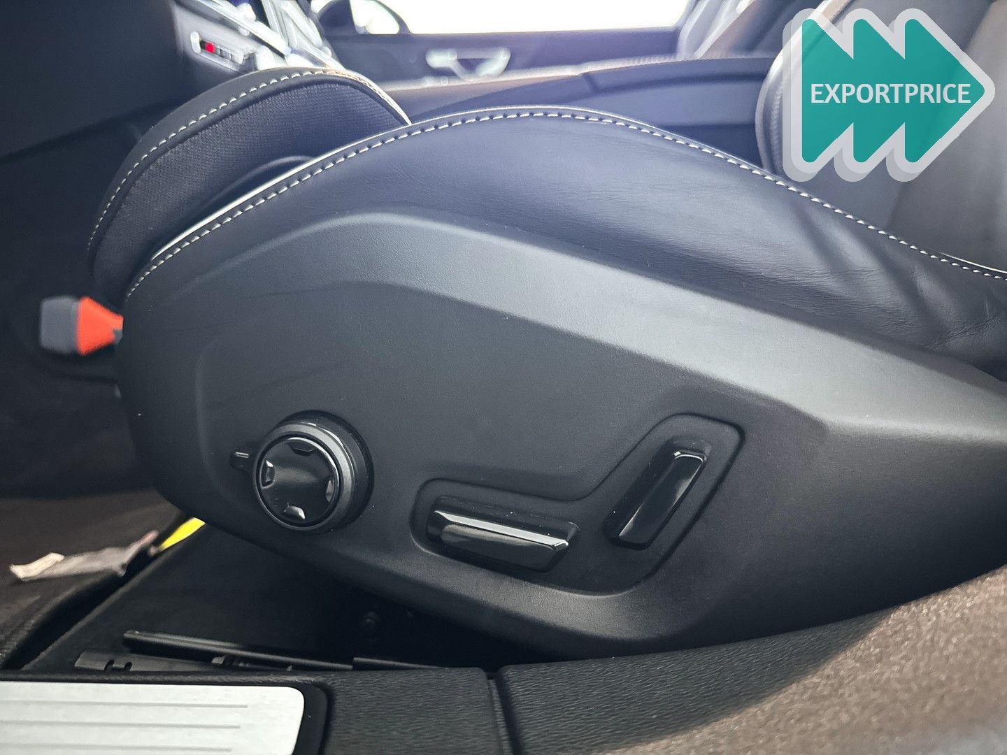 Volvo V60 T6 Plug-in hybrid AWD Plus Dark | 360° kamer