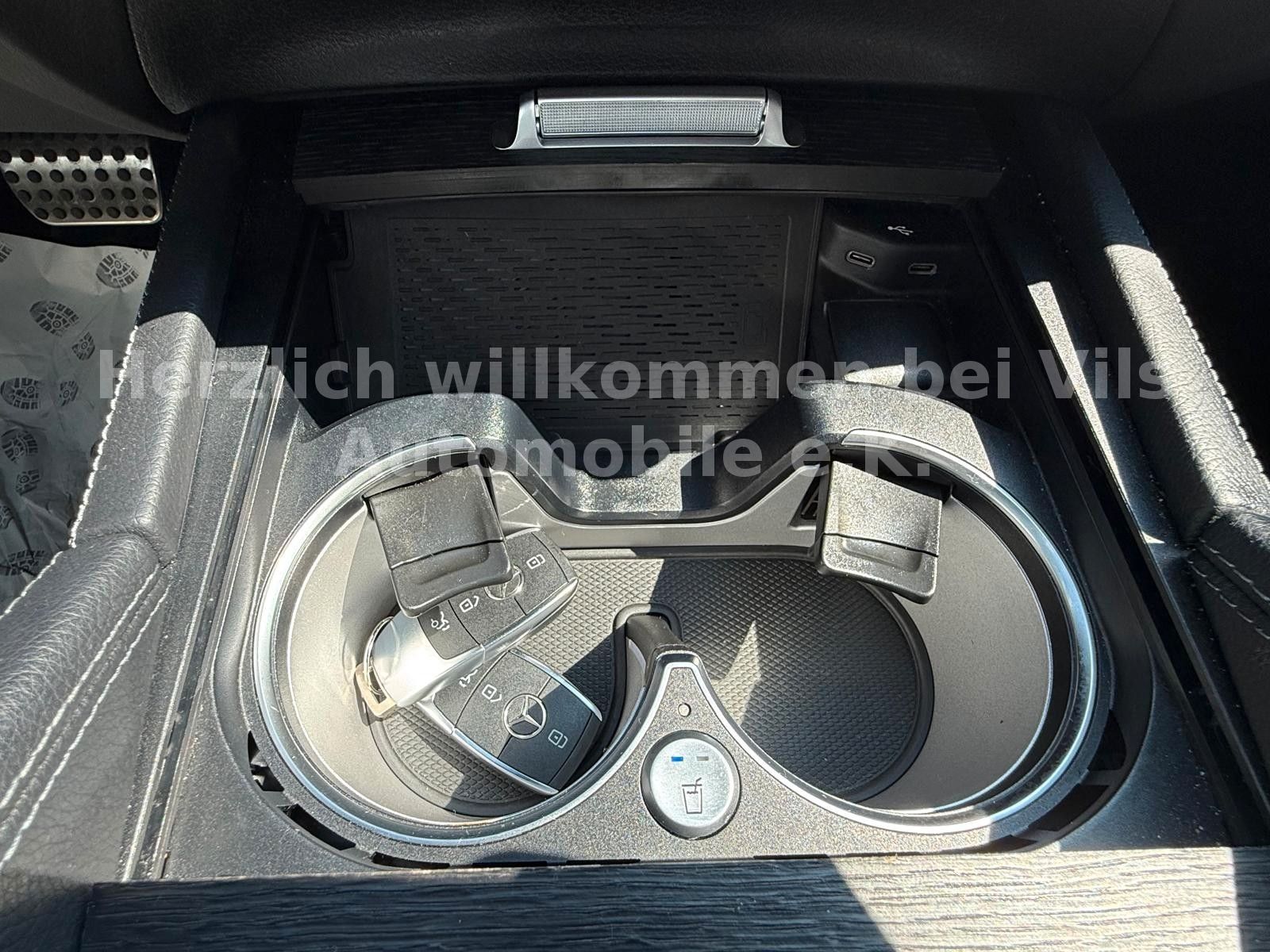 Mercedes-Benz GLE 300d 4M Coupe AMG *PANO*HUD*LUFT*BURM*21"*VO