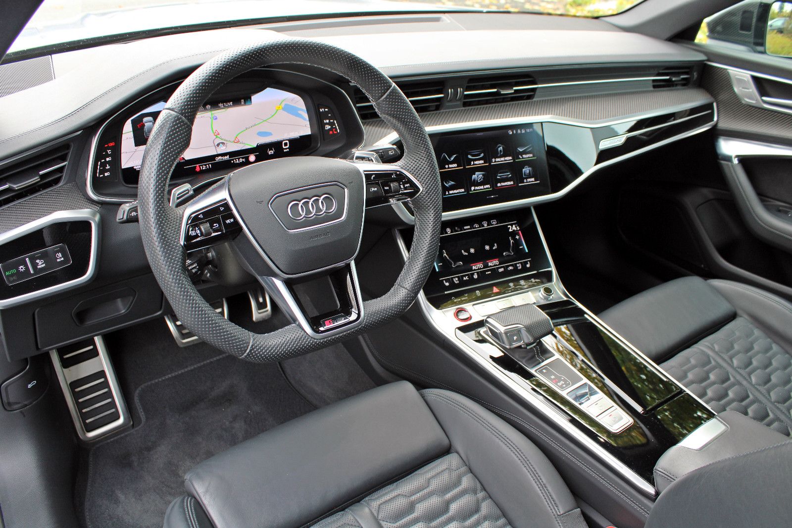 Audi RS6 Avant TFSI qu performance PANO LASER AHK HUD