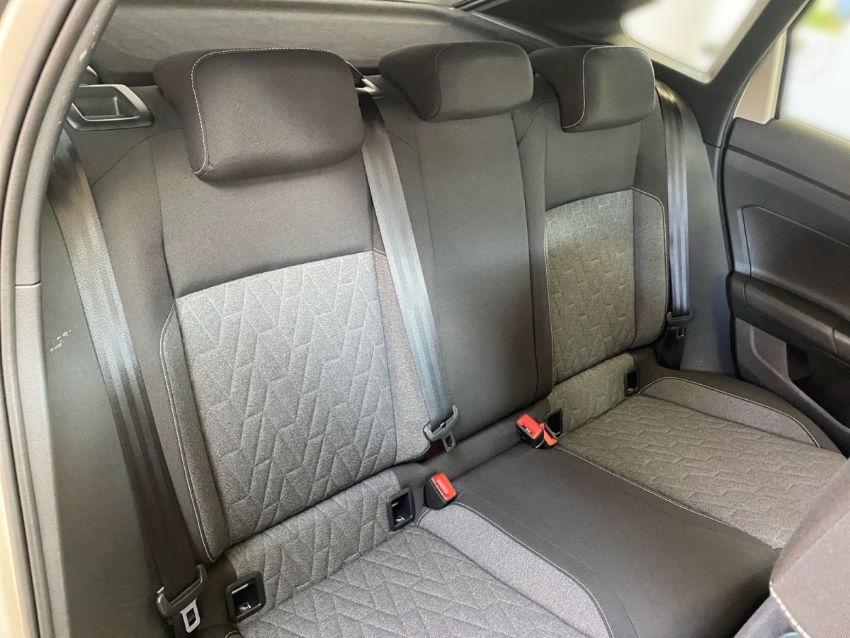 Volkswagen Taigo Move 1.5 TSI DSG - Samsaru's Car Outlet
