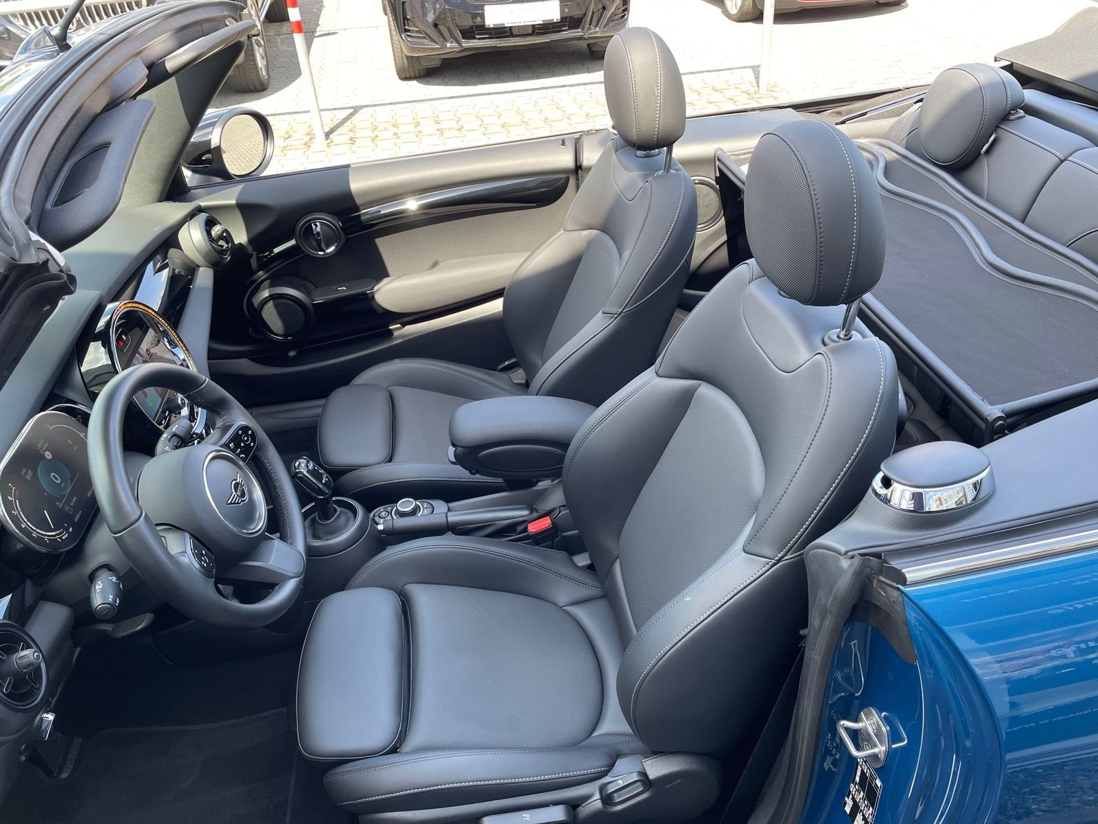 MINI Cooper - Samsaru's Car Outlet