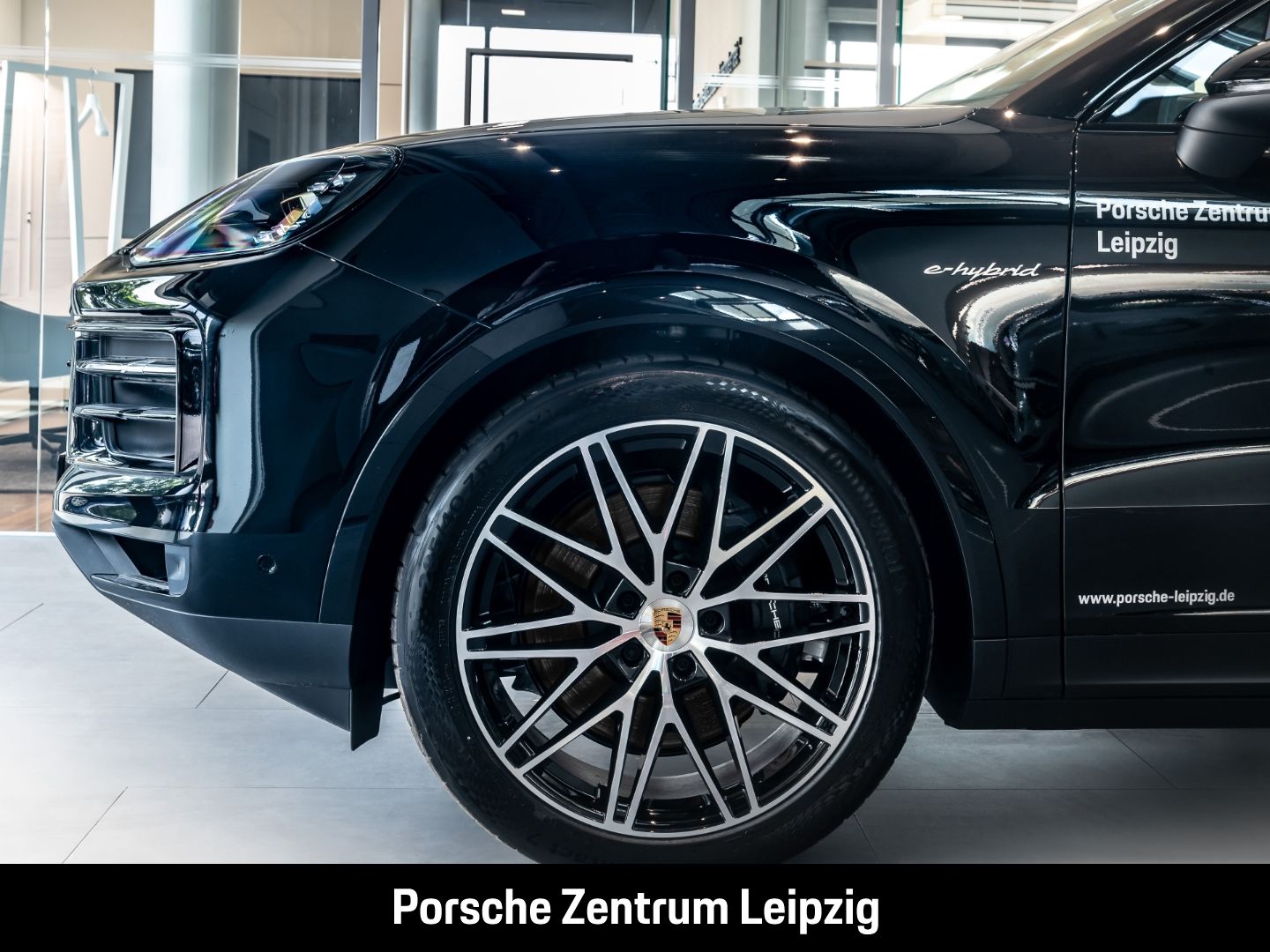 Porsche Cayenne E-Hybrid Coupe AHK Matrix Bose Abstandst