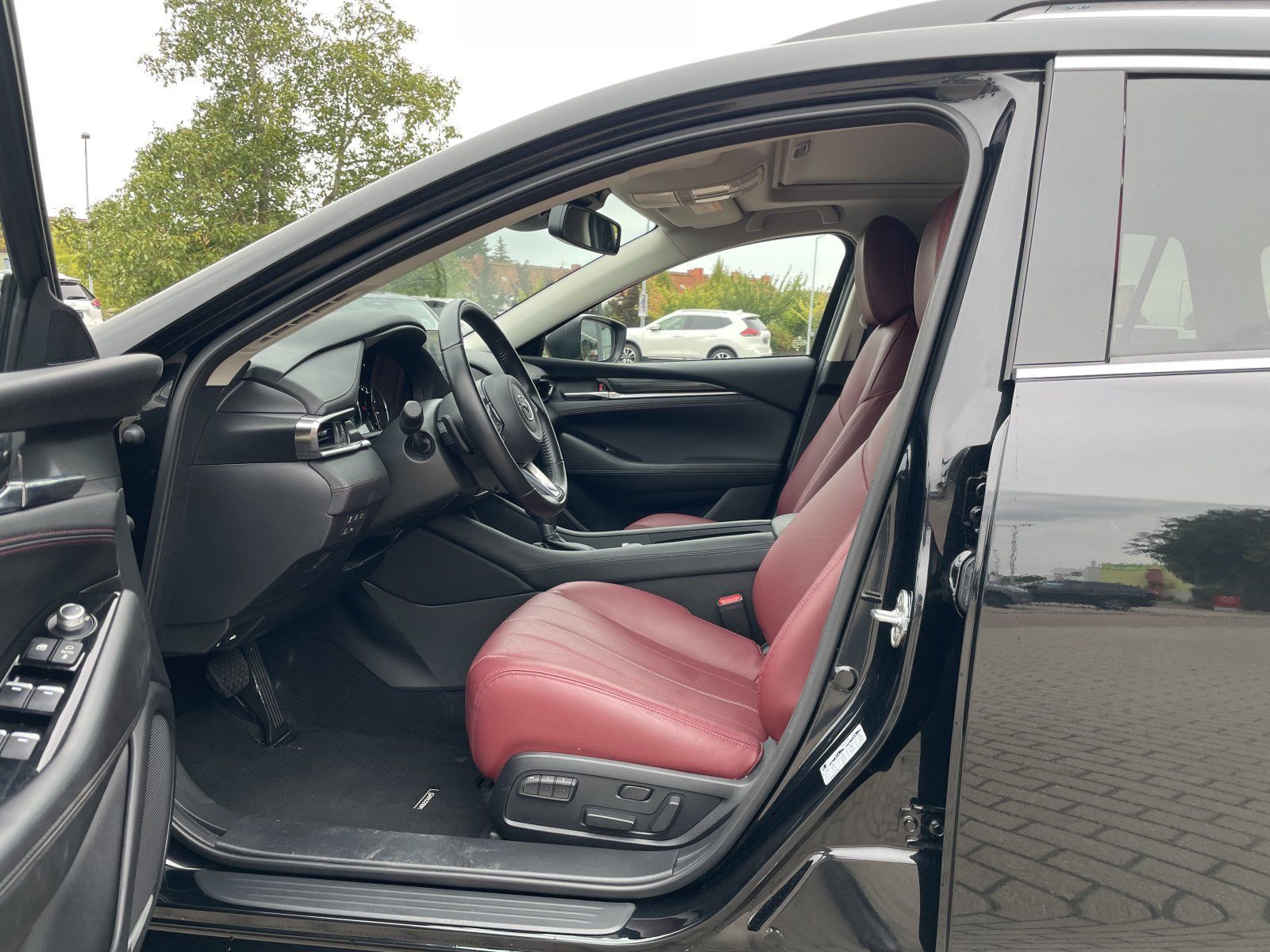 Mazda 6 2.5 194PS AT HOMURA/SUNROOF/BOSE