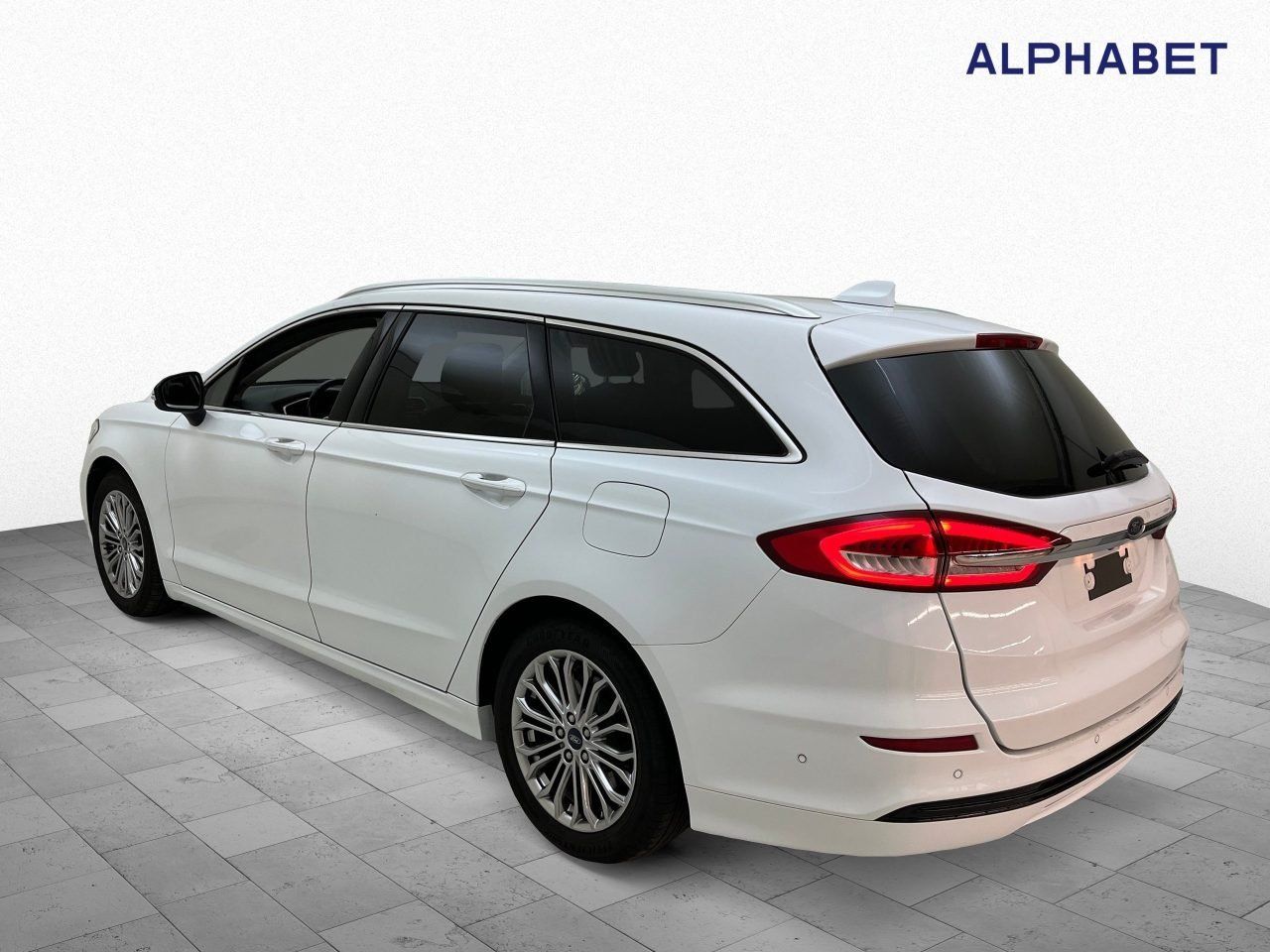 Ford Mondeo 2.0 EcoBlue Titanium - Samsaru's Car Outlet
