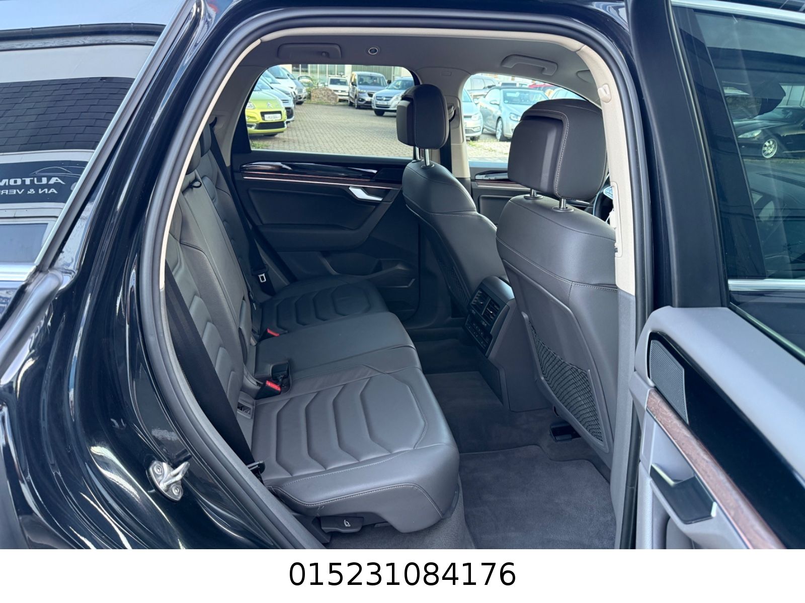 Volkswagen Touareg Atmosphere 4Motion - Samsaru's Car Outlet
