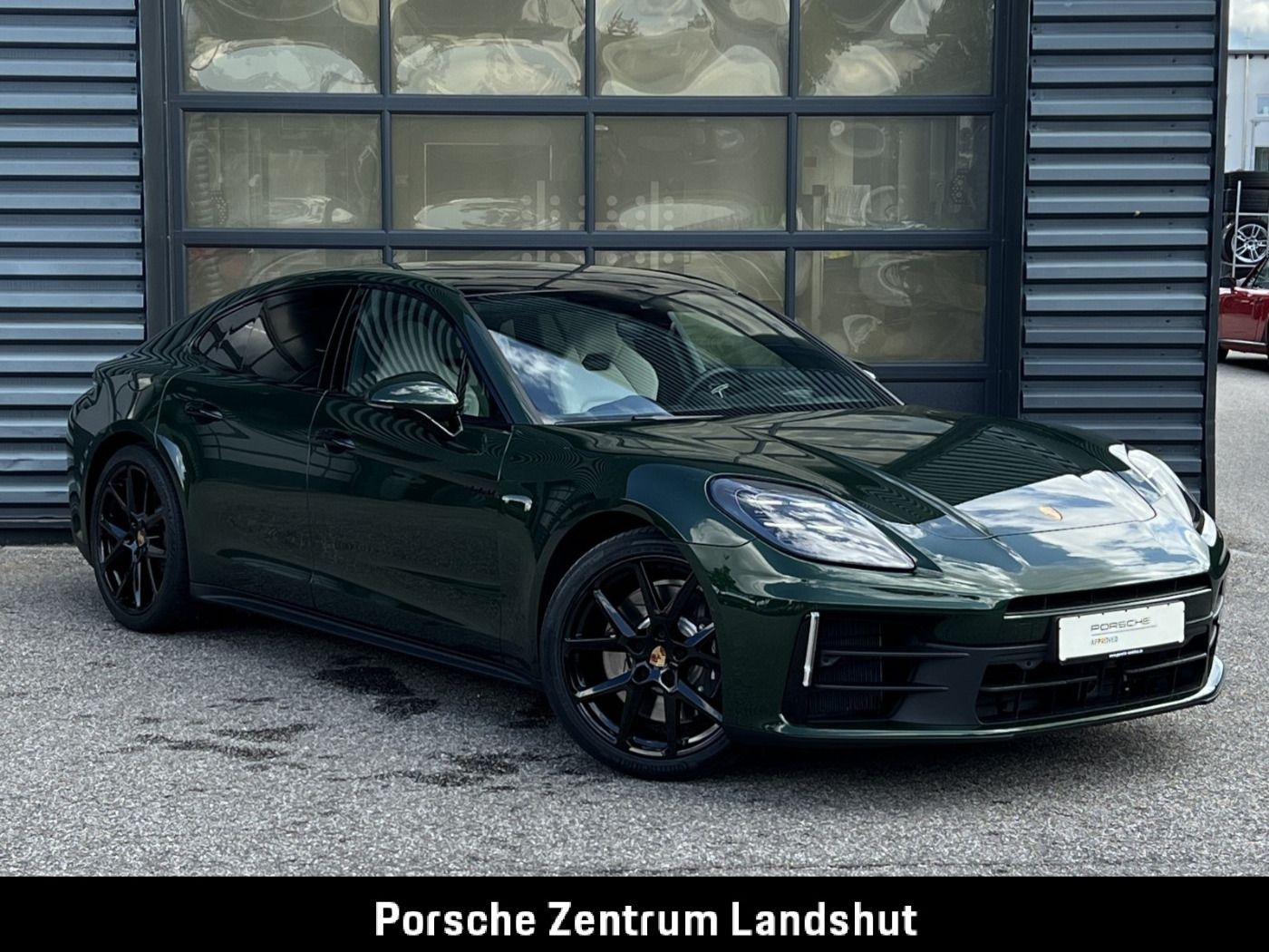 Porsche Panamera 4 E-Hybrid | Hinterachslenkung | ACC
