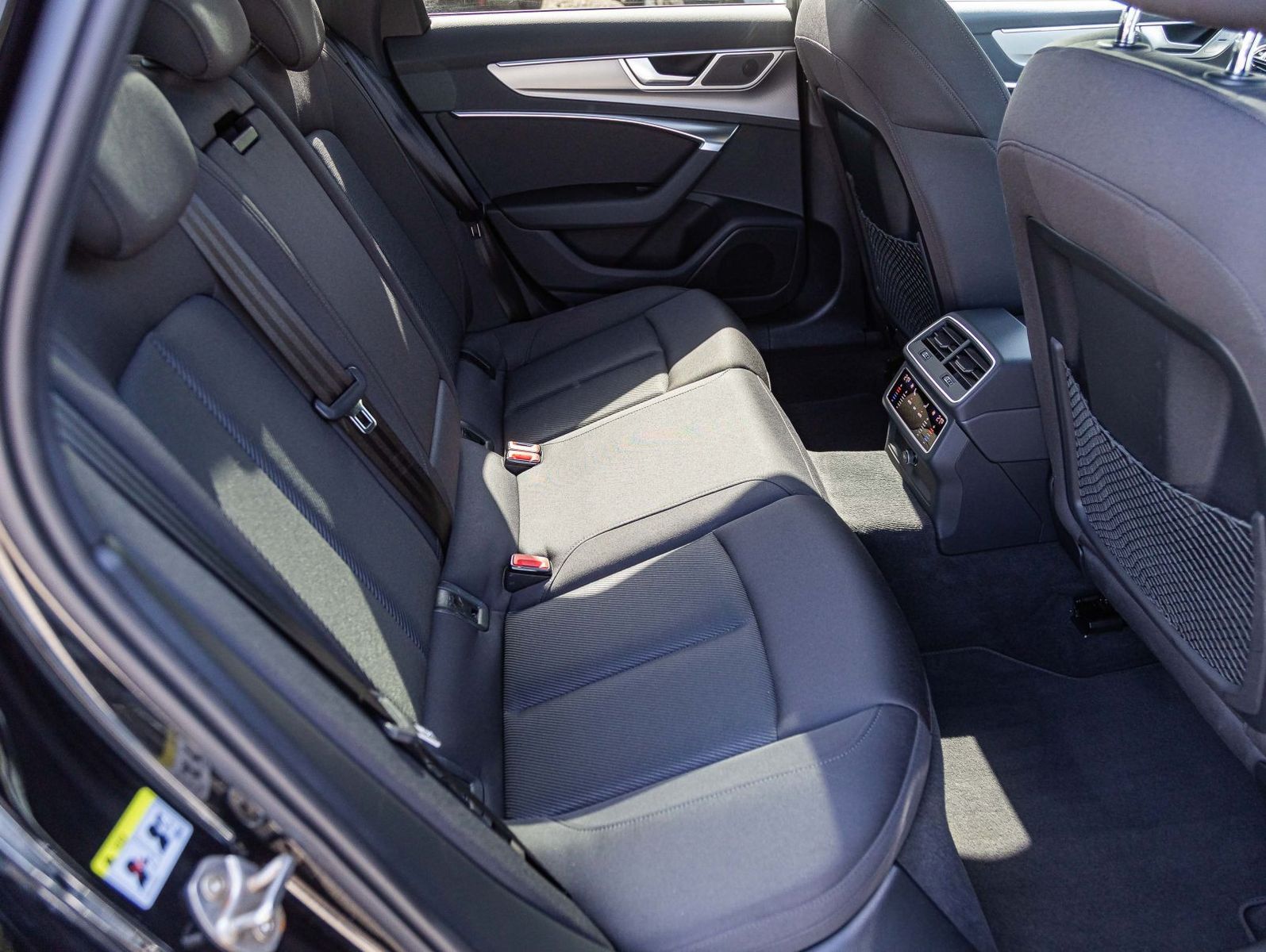 Audi A6 Avant 45TFSI quattro Stronic - Samsaru's Car Outlet