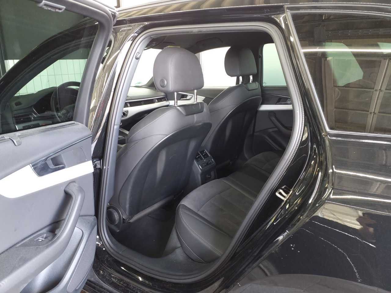 Audi A4 Avant S line black 40 TFSI - Samsaru's Car Outlet