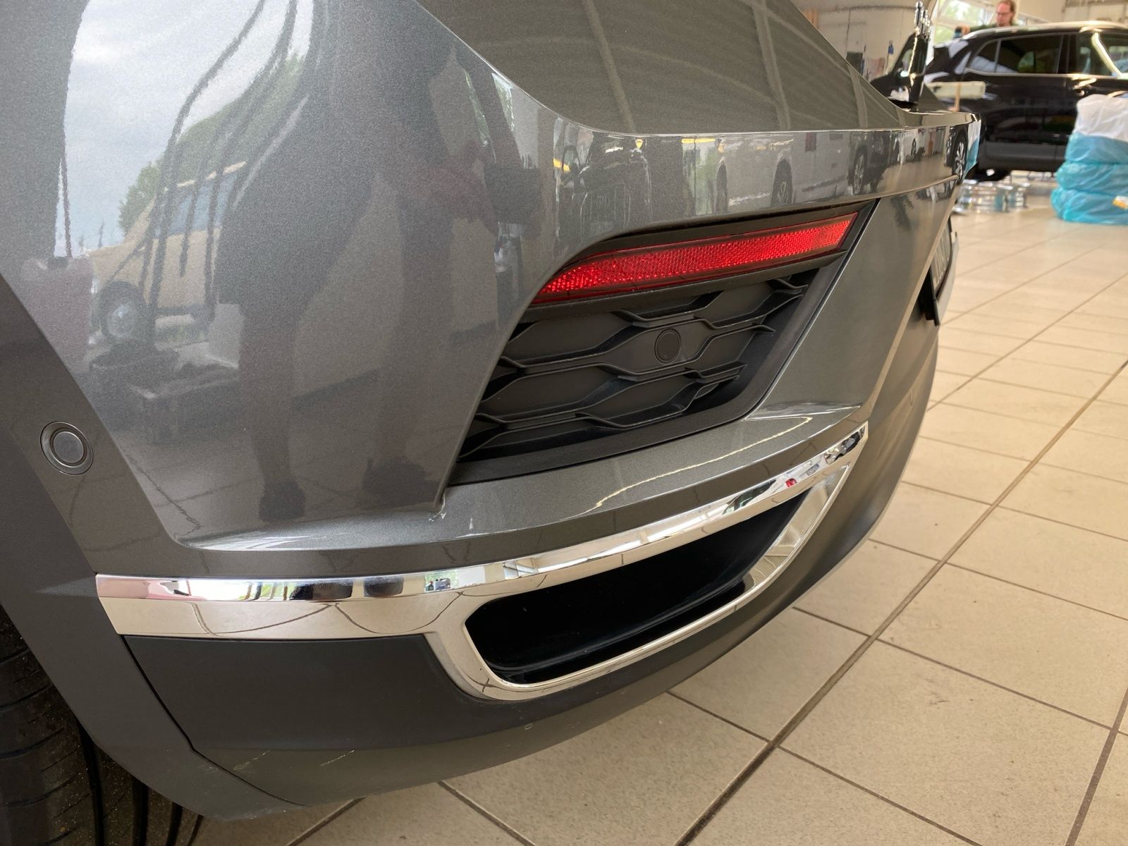 Volkswagen T-Roc Sport 1.5 TSI - Samsaru's Car Outlet