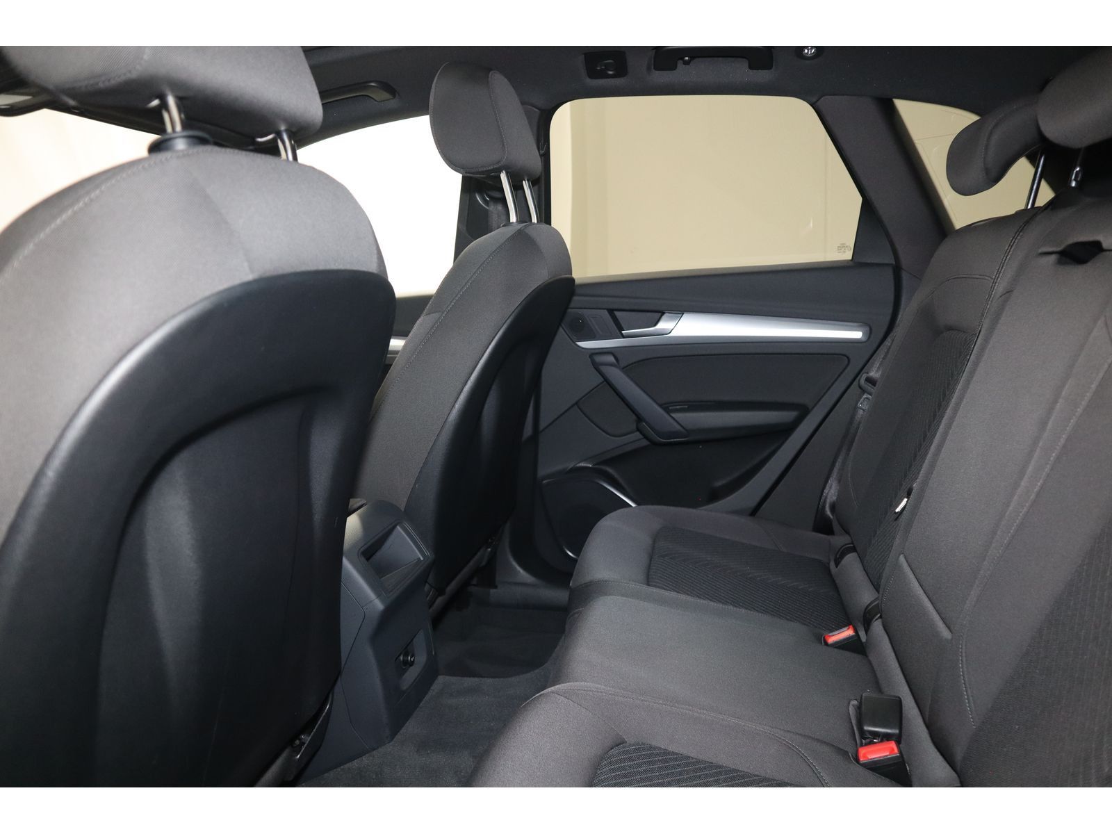 Audi Q5 40 TDI quattro S line - Samsaru's Car Outlet
