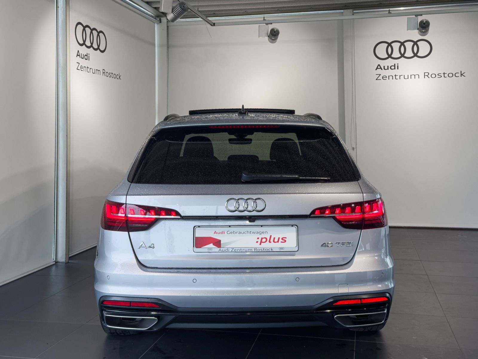 Audi A4 Avant 40 TFSI S tronic - Samsaru's Car Outlet