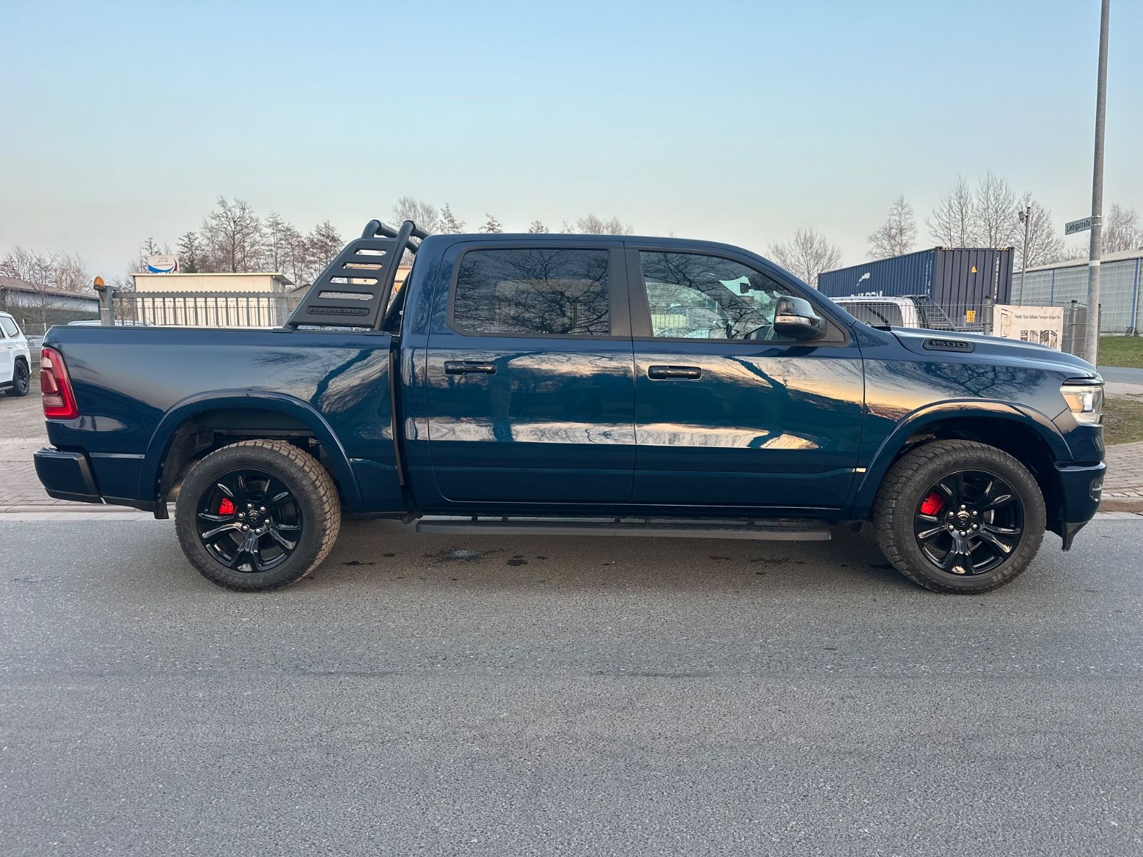 Dodge RAM 1500 LARAMIE CREW CAB 4X4 5.7L LPG