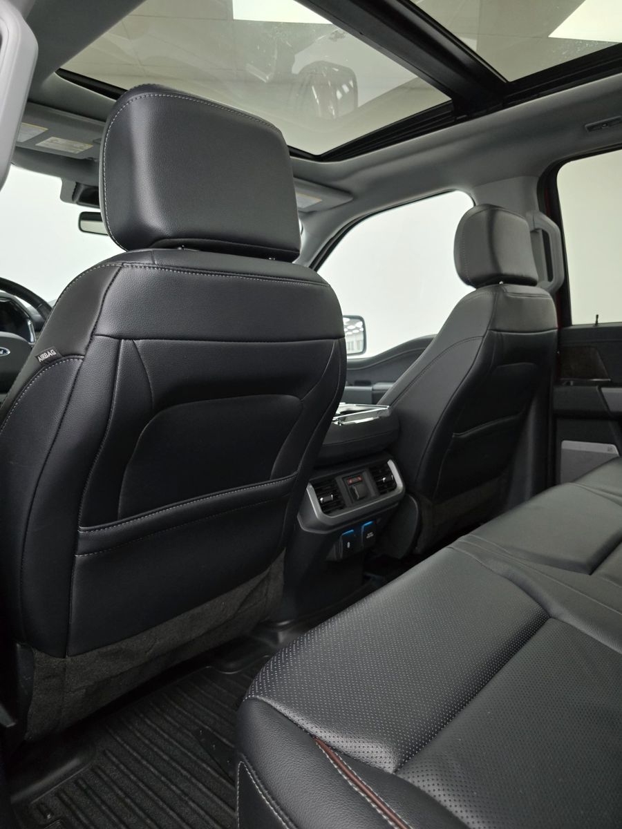 Ford F 150 Lariat - Samsaru's Car Outlet