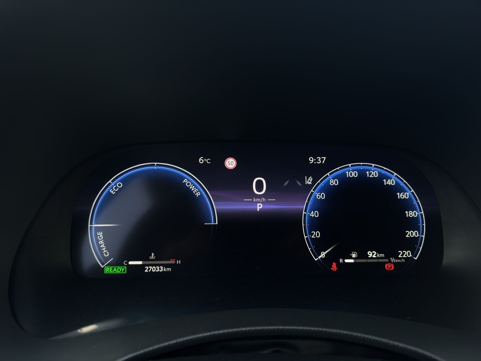 Toyota Highlander Hybrid Luxury 7 SITZER+AHK+LEDER+HuD