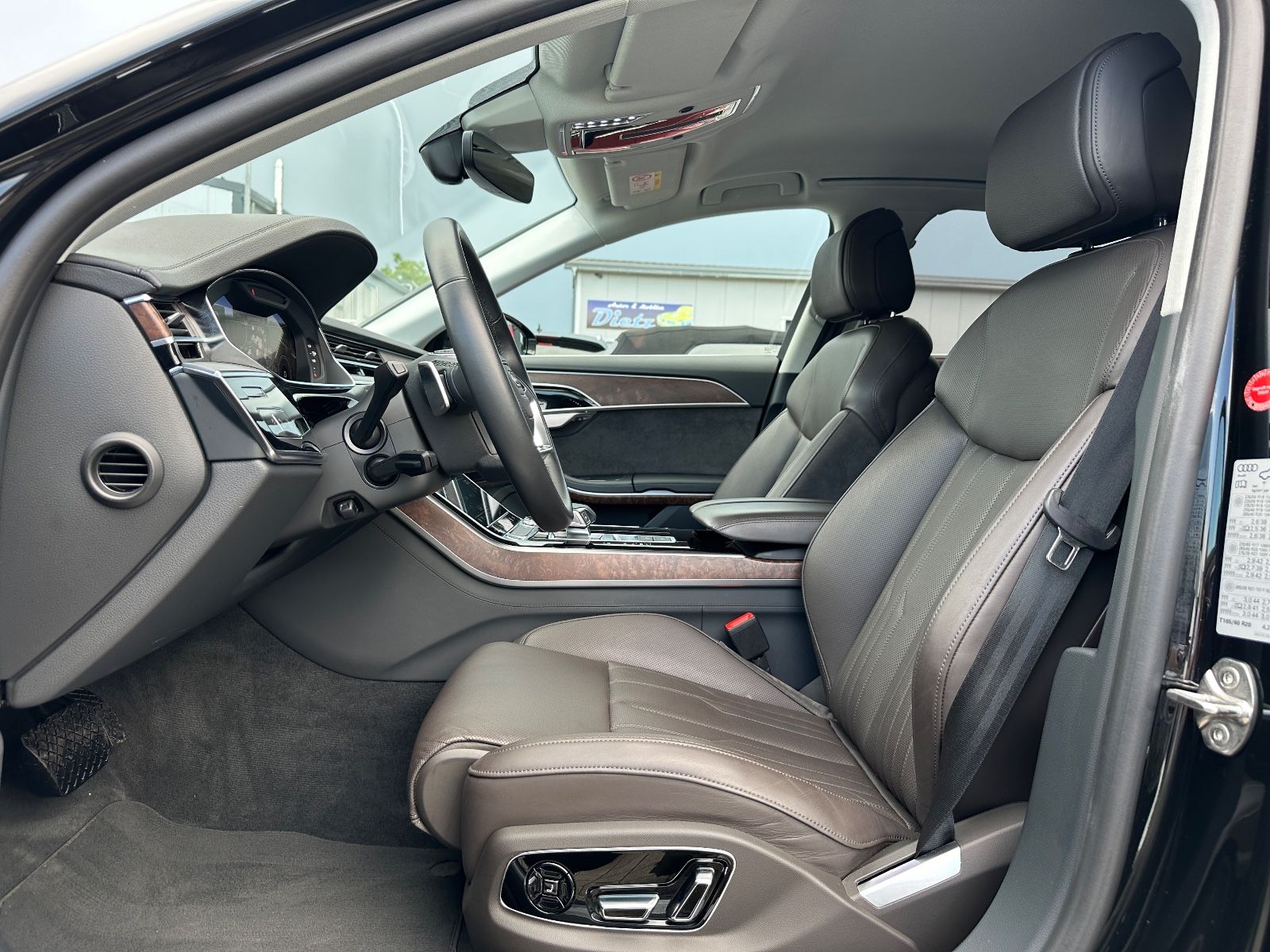 Audi A8 50 TDI SPORT - Samsaru's Car Outlet