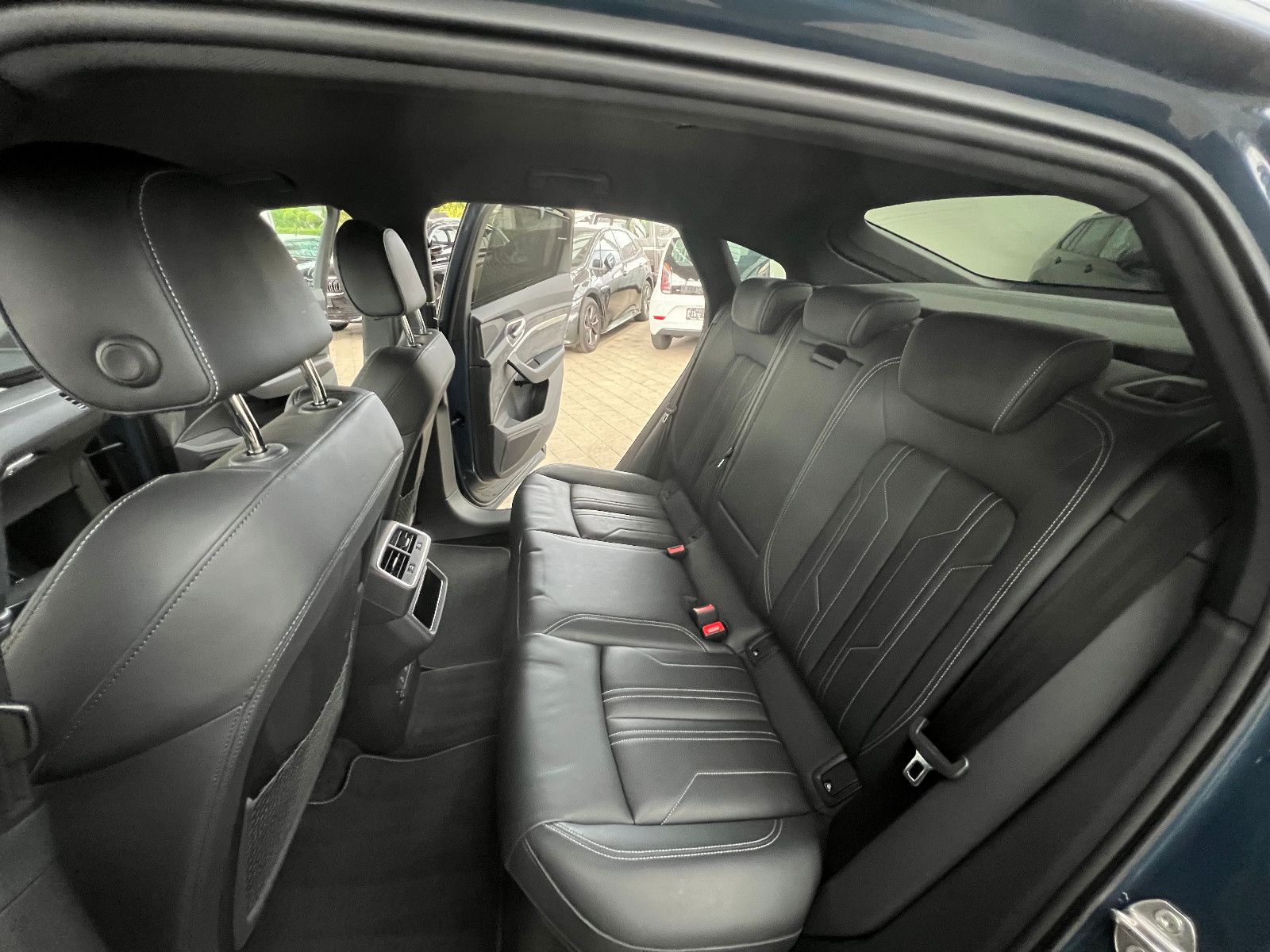 Audi e-tron Sportback 50 quattro S line,5J-Gar,AHK