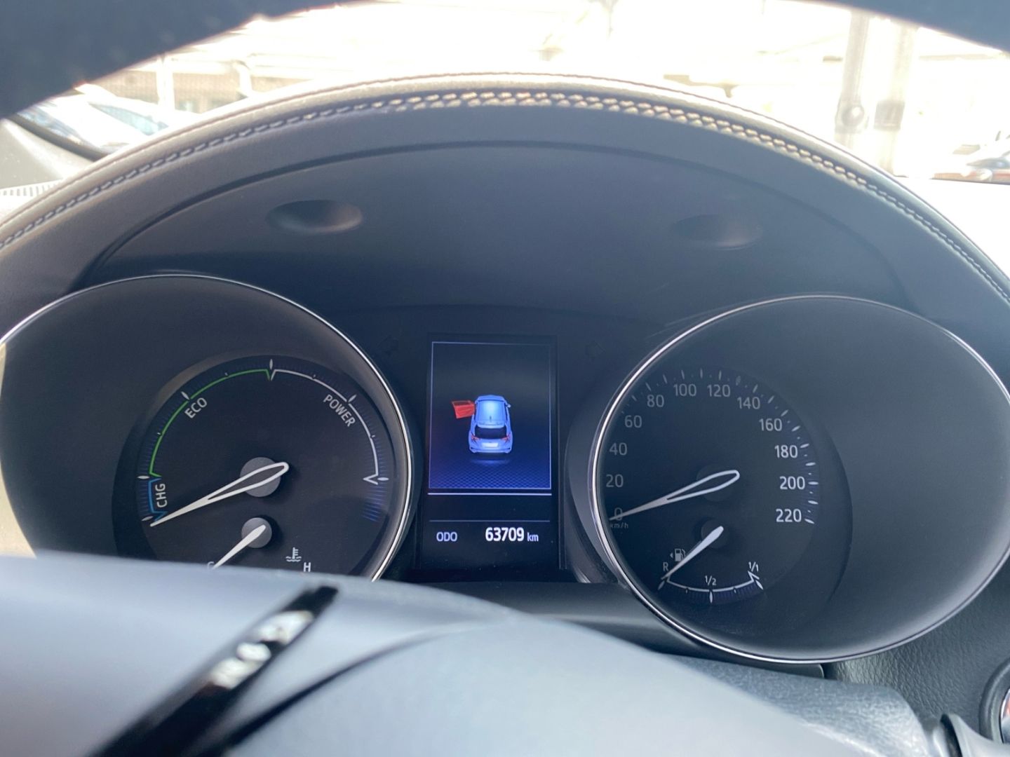 Toyota C-HR 1.8 Hybrid Team - Samsaru's Car Outlet