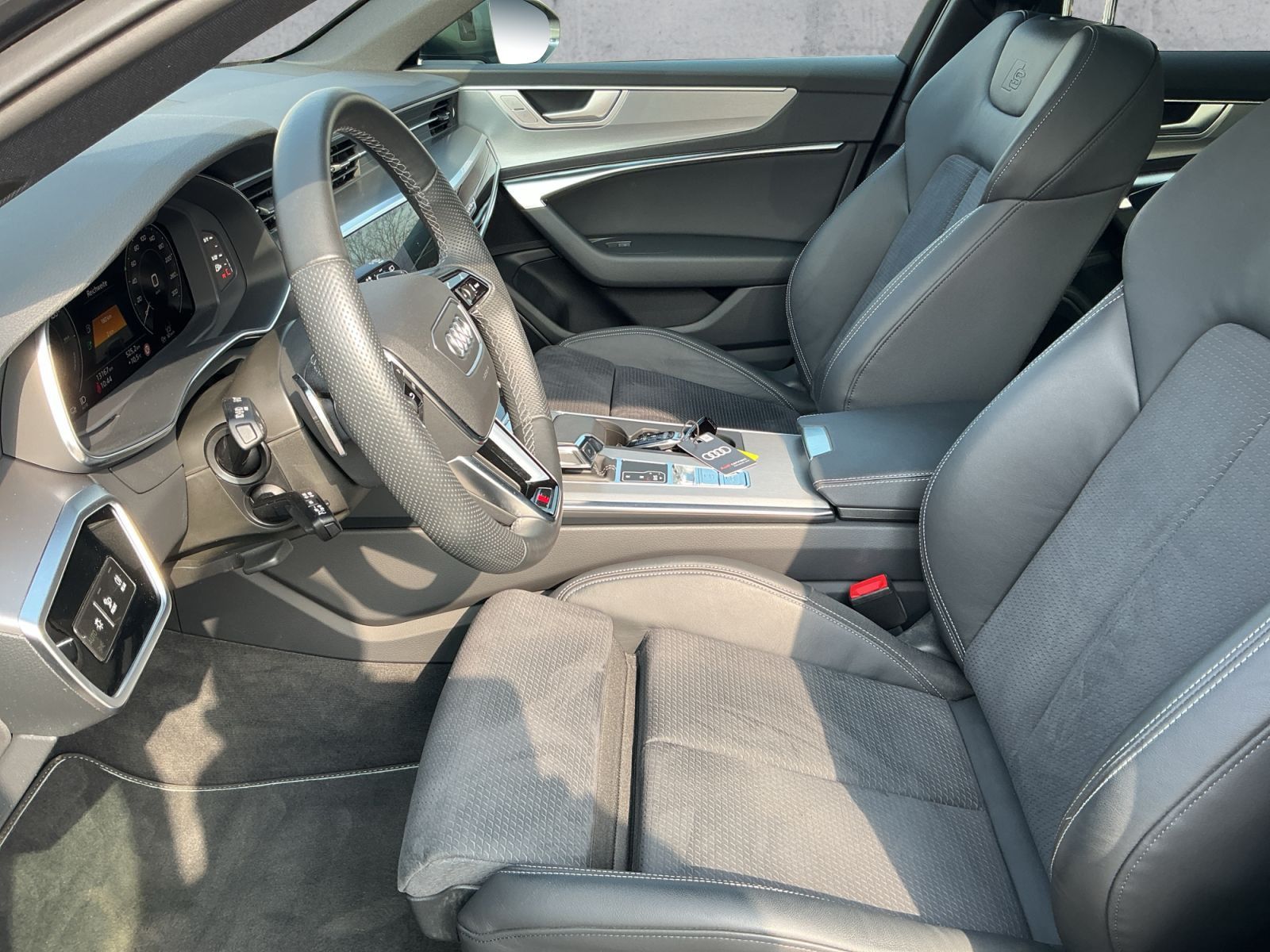 Audi A6 Avant 55 TFSI e QU S-LINE HuD+AHK+PANO+360°