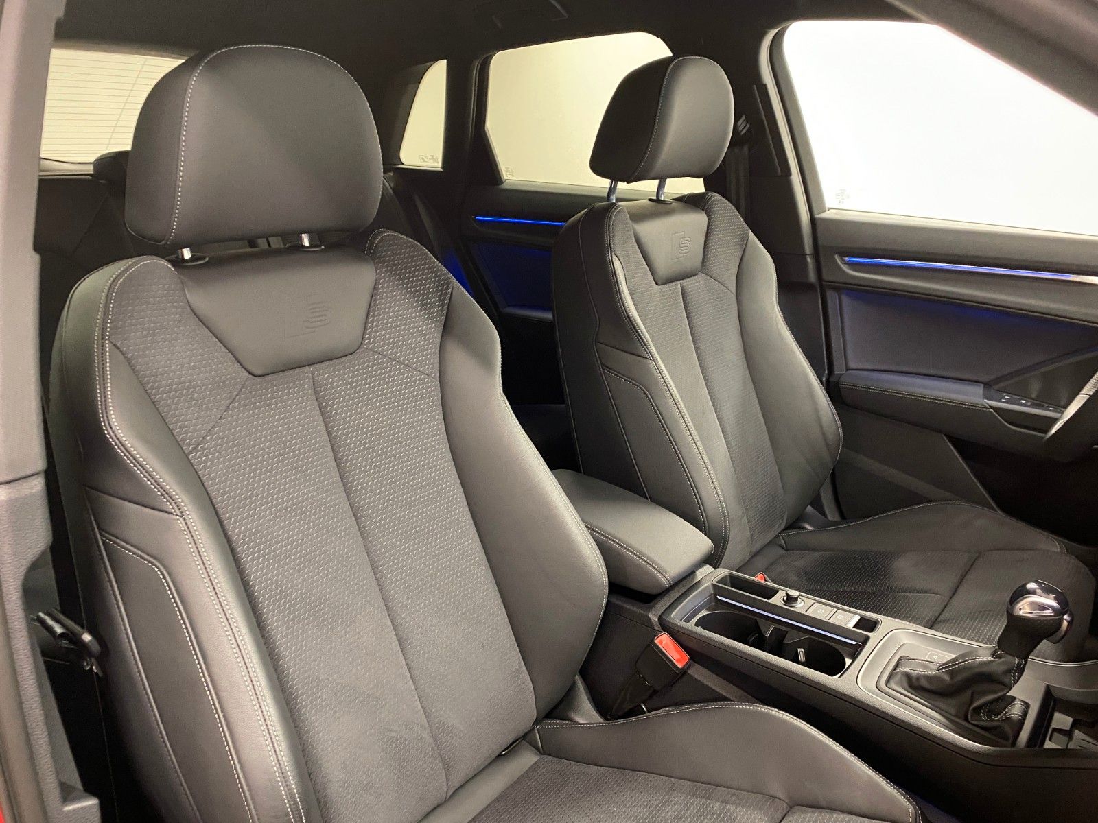 Audi Q3 45 TFSI quattro 2xS line+Matrix+Standhzg+360°