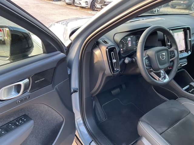 Volvo XC40 T5 Ultimate Dark Plug-In 2WD AHK PANO ACC