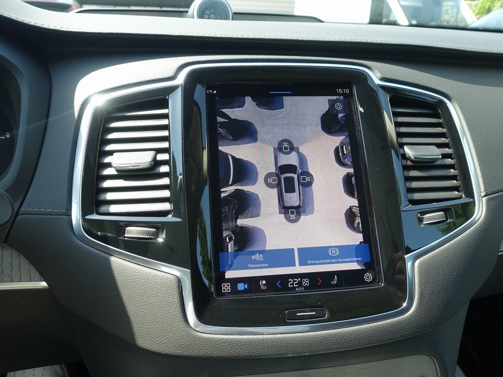 Volvo XC90 Ultra Dark T8 AWD Plug-in Hybrid - Samsaru's Car Outlet
