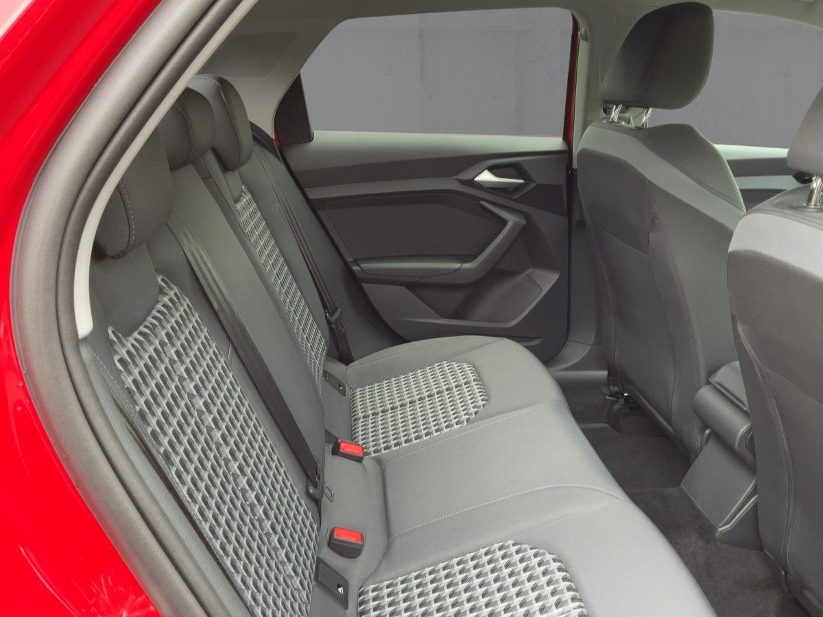 Audi A1 allstreet 30 TFSI S-TR - Samsaru's Car Outlet