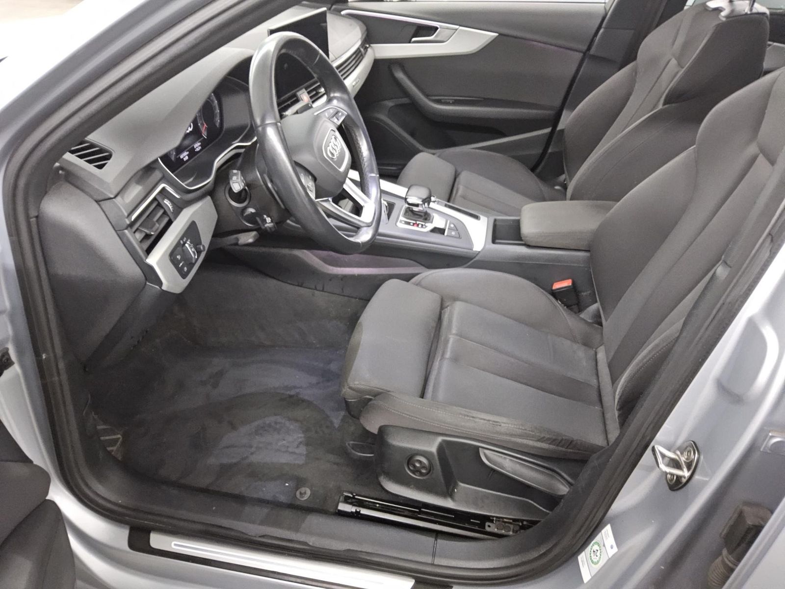 Audi A4 40 TDI Qu. advanced Navi+ vc+ GSD RfK LED ACC