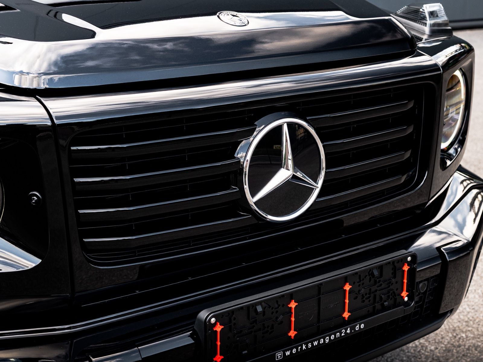 Mercedes-Benz G 450d AMG LINE - Samsaru's Car Outlet