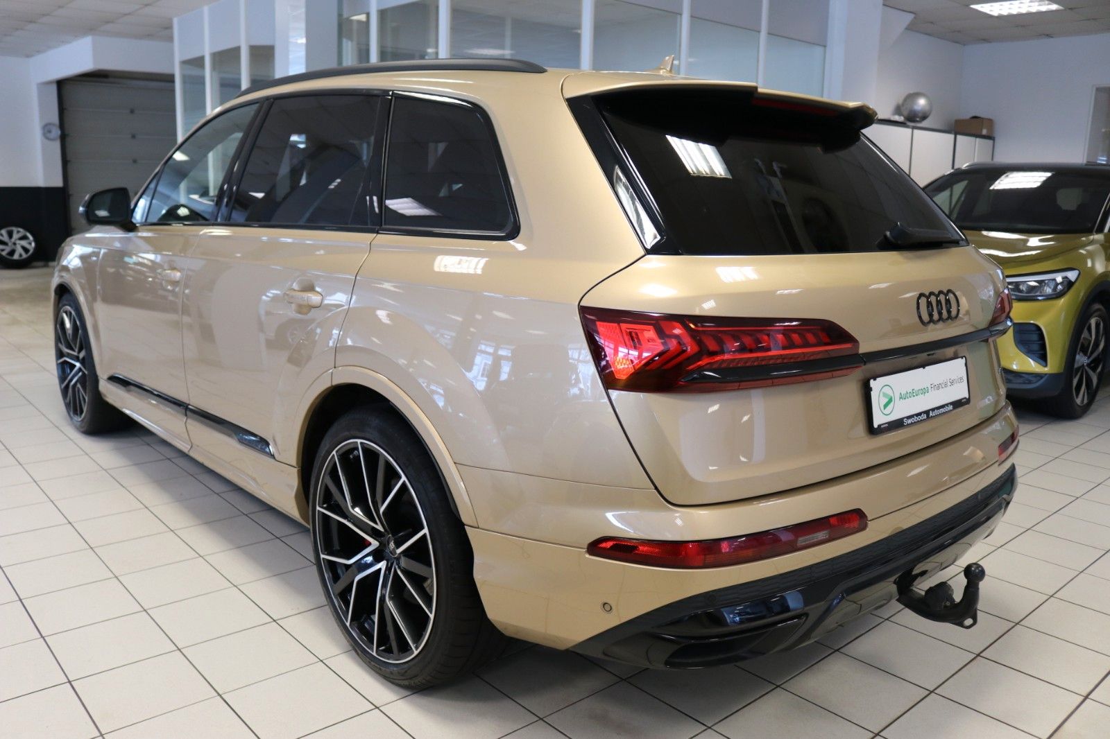 Audi Q7 S-Line competition plus Luft HUD Laser 7-Sitz