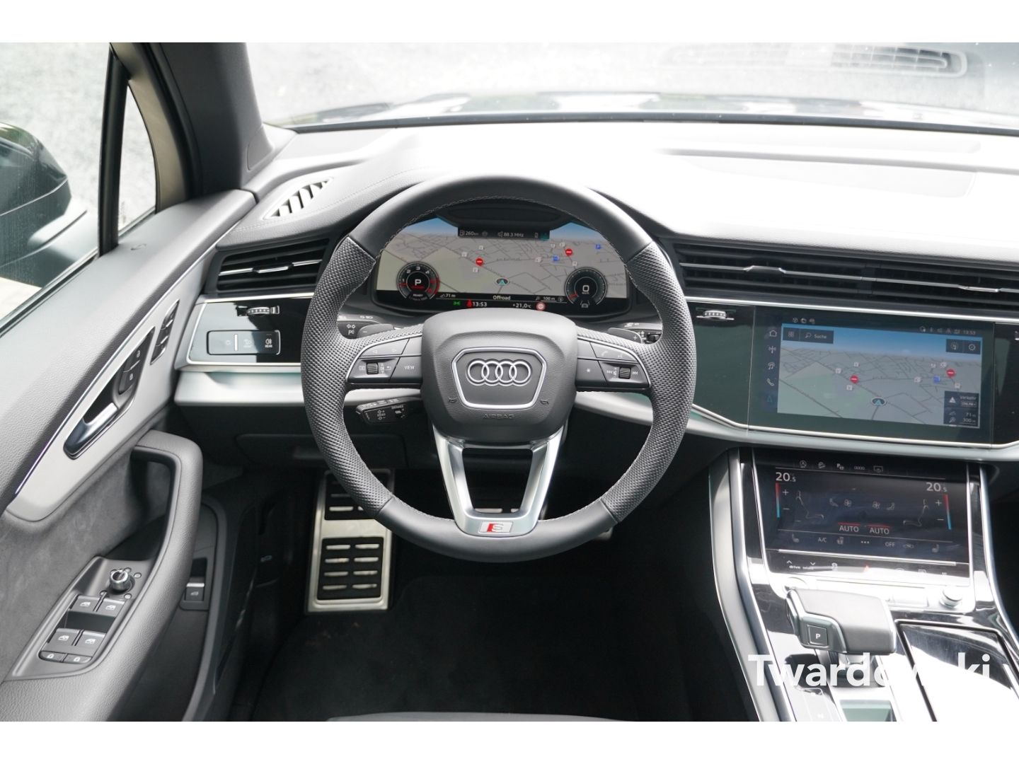 Audi Q7 S line 7-Sitzer Pano AHK Raute B&O 360° STHZ