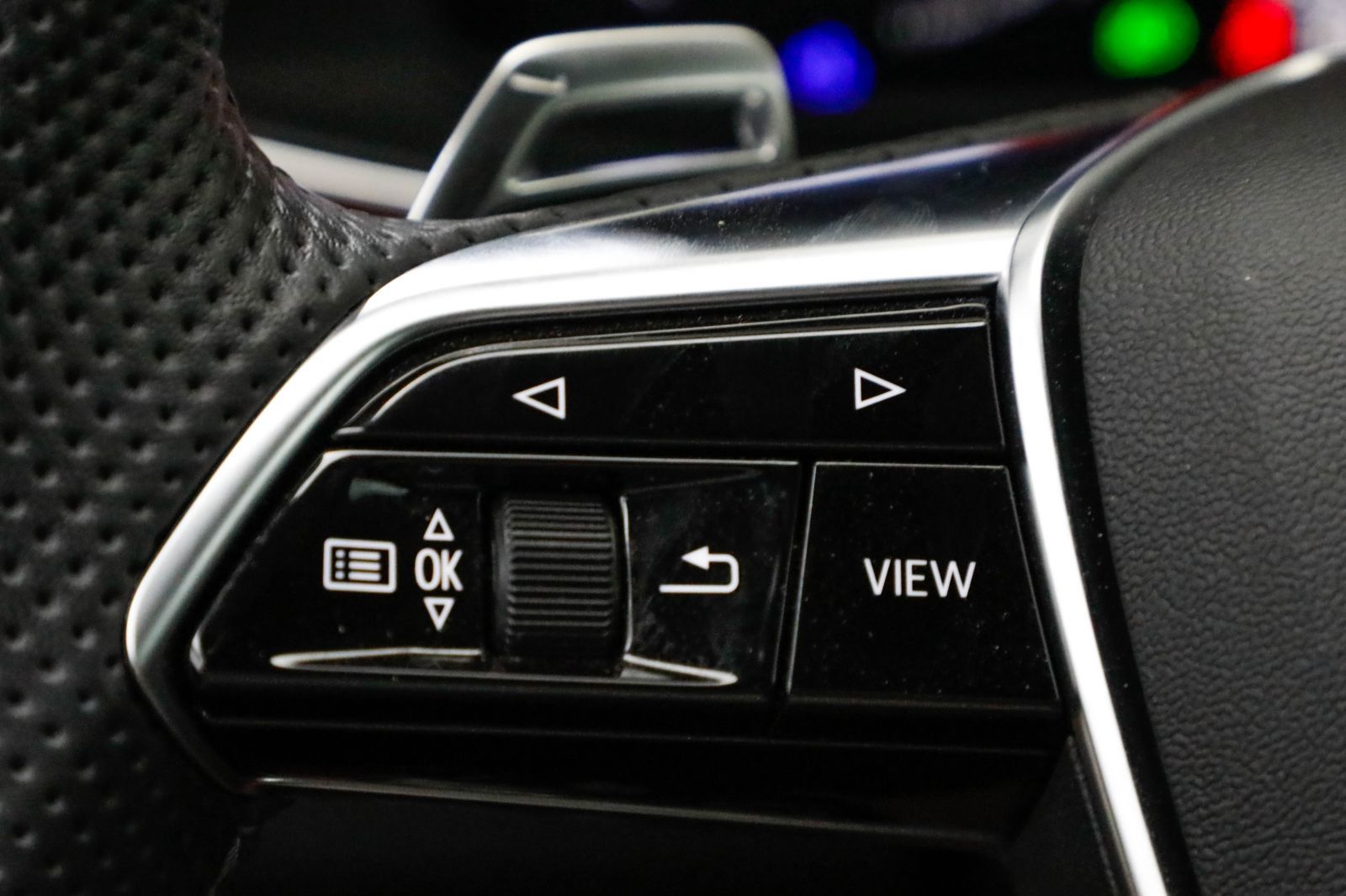 Audi RS 6 Avant performance AHK Pano HUD Matrix B&O