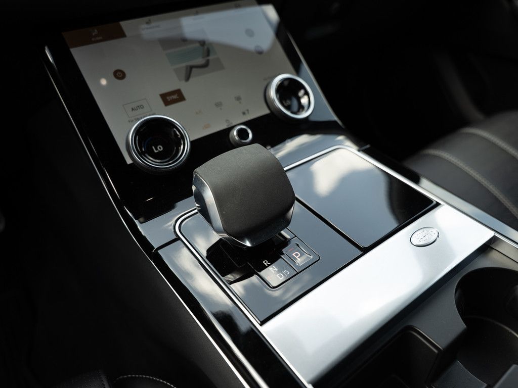 Range Rover Velar P400e R-Dynamic - Samsaru's Car Outlet